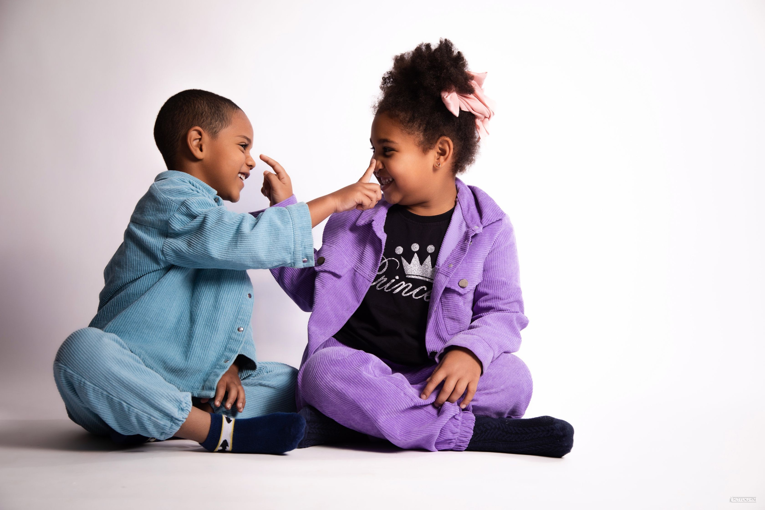 Фотосессия Девочек до 6 лет в Интерьере — Fotogen. Интерьерная фотостудия FOTOGEN г. Краснодар