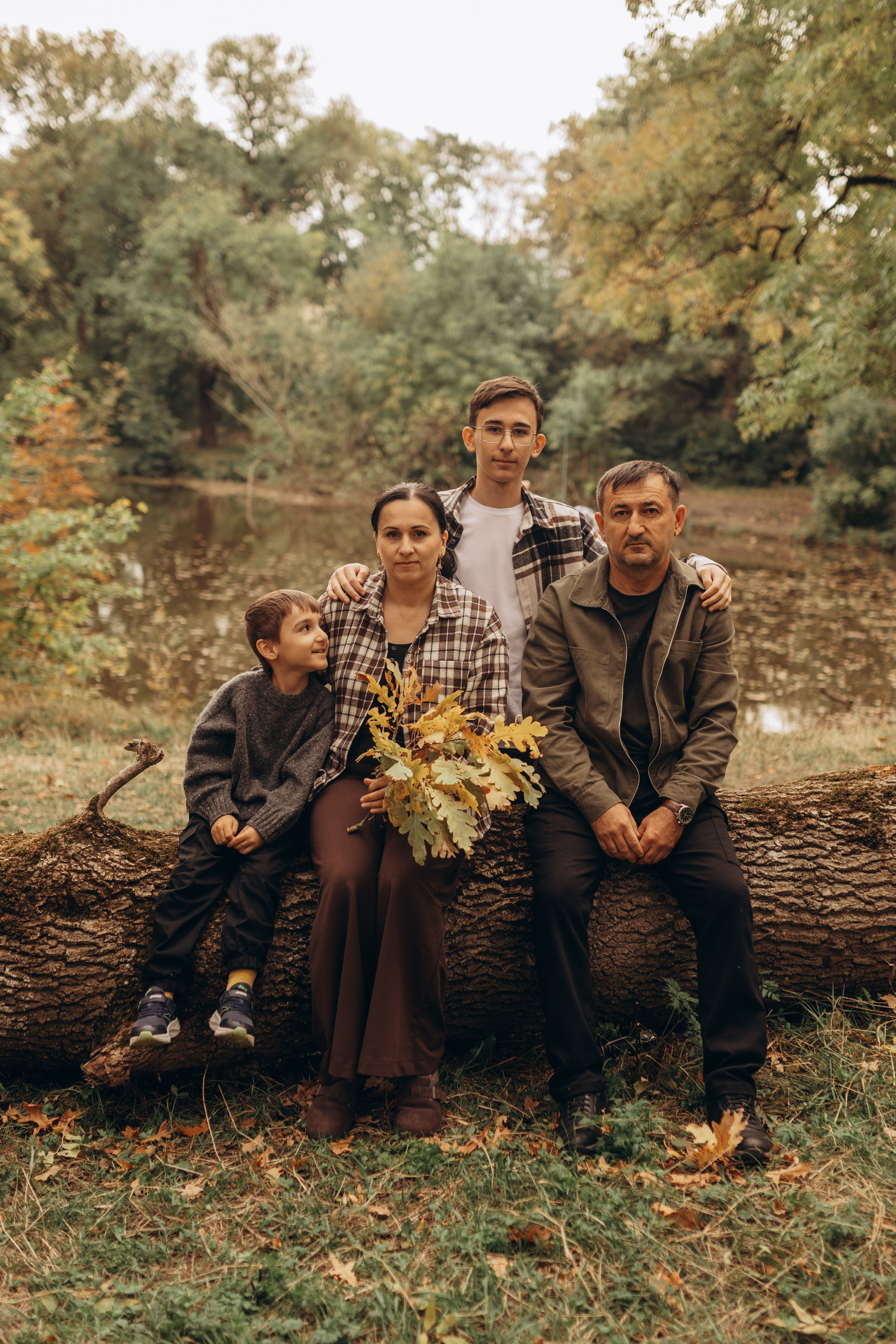 Осеняя семейная фотосессия на Ртищевском пруду. Фотограф в Ставрополе Svetlana Matveeva