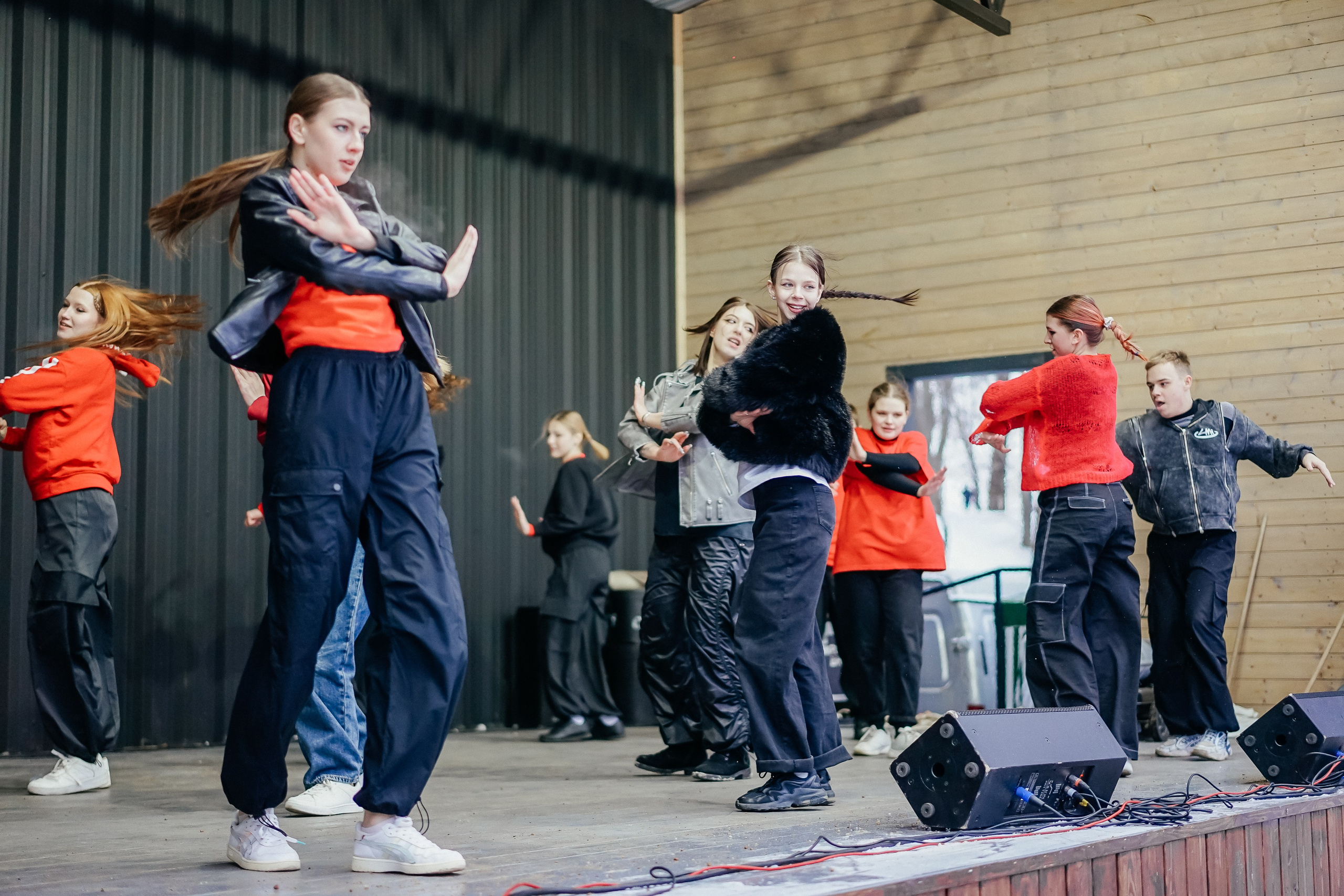 «Предновогодний переполох» Лопатинский сад, 14.12.2024. Фотограф и видеограф Смоленск | Студия Цезарь