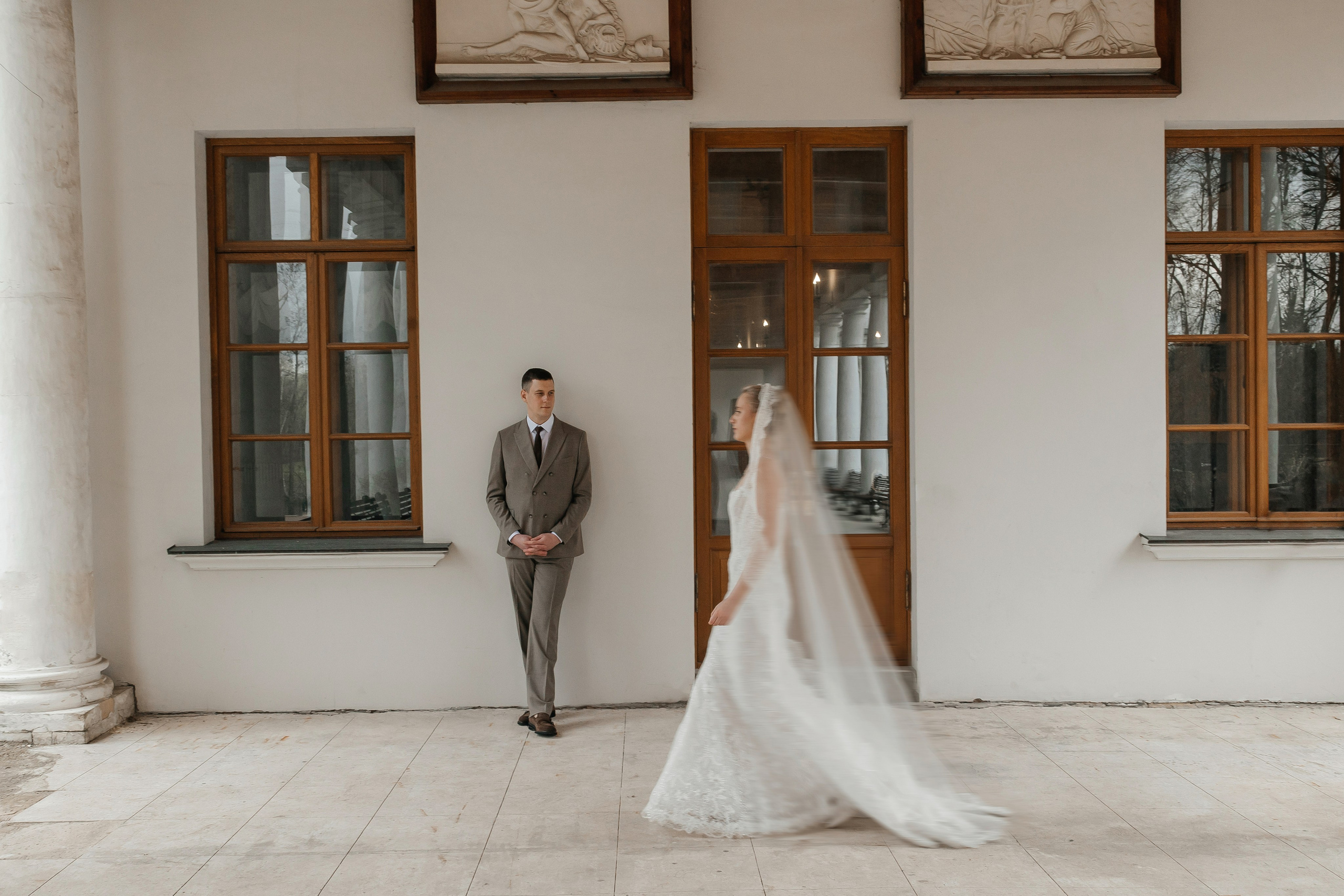 Свадебная фотосессия в Усадьбе Остафьево. Свадебный фотограф в Москве Дарья Олендарёва