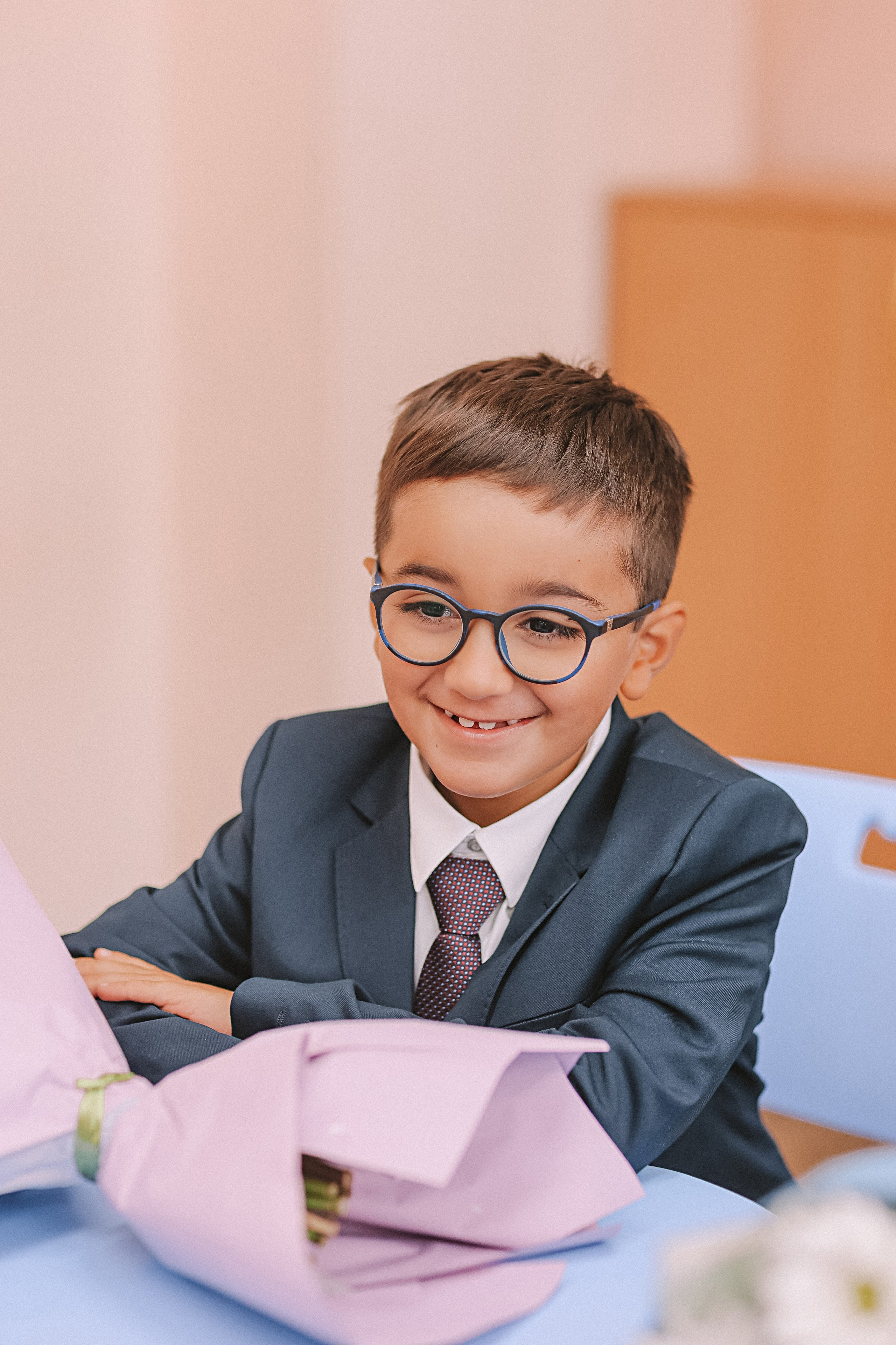 1 сентября линейка+кл час+портреты. Семейный фотограф Тюмень, фотограф на роды Салмина Мария