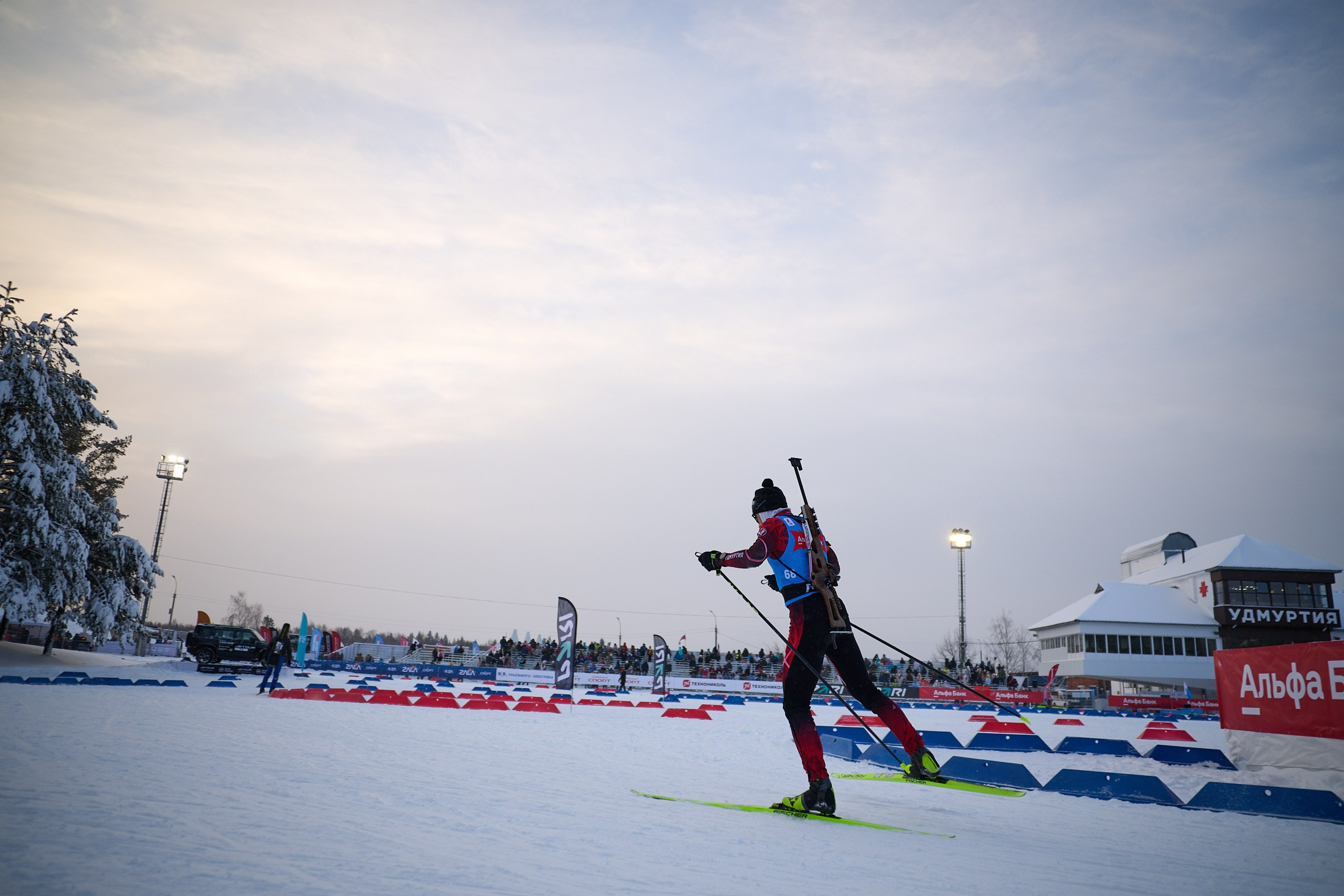 Биатлон. Чемпионат России — 2024/2025, 3-й этап, Ижевск. Спринт. Мужчины. Спортивный репортажный фотограф в Ижевске Сергей Мерзляков