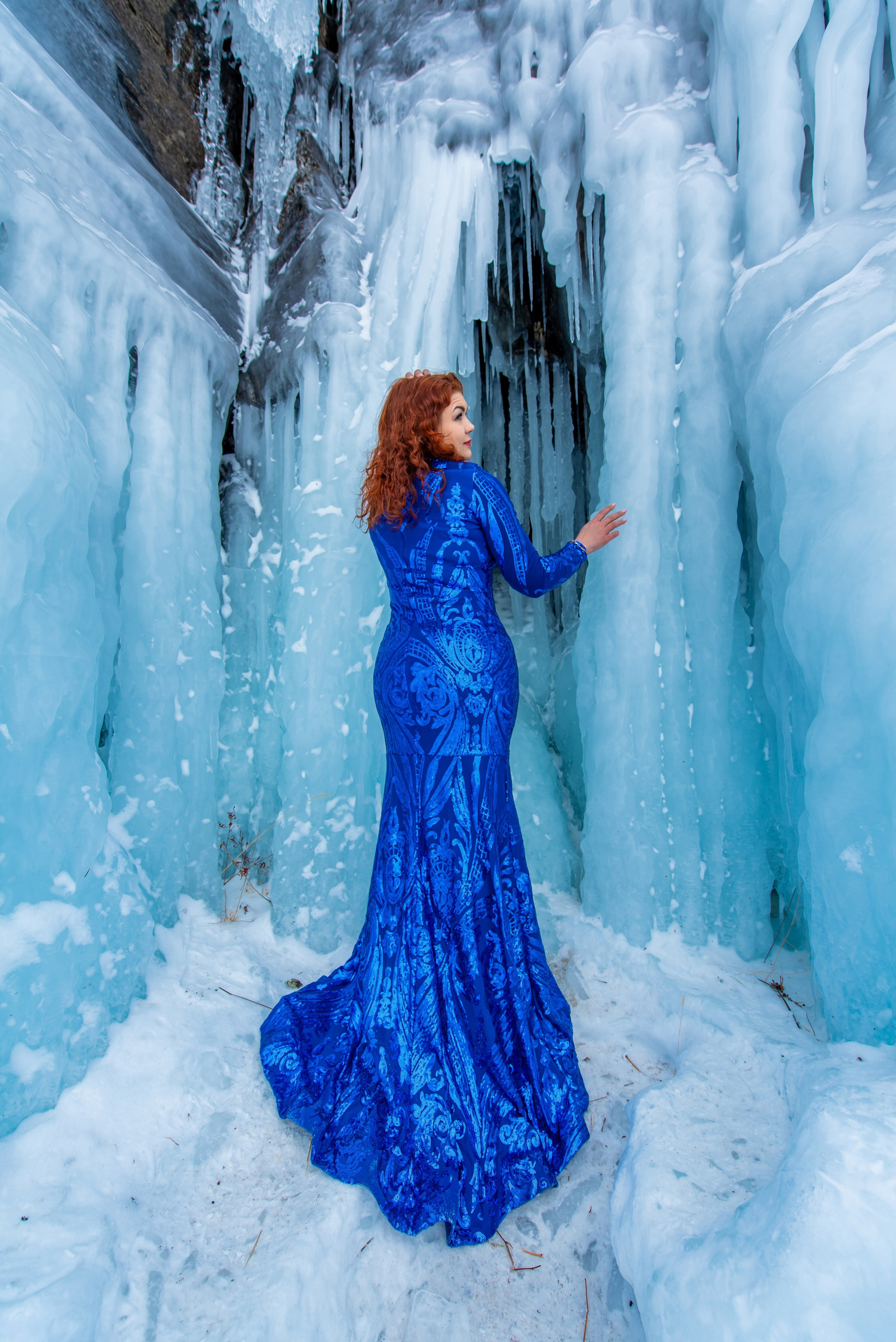 Силуэтное платье-русалка на байкал