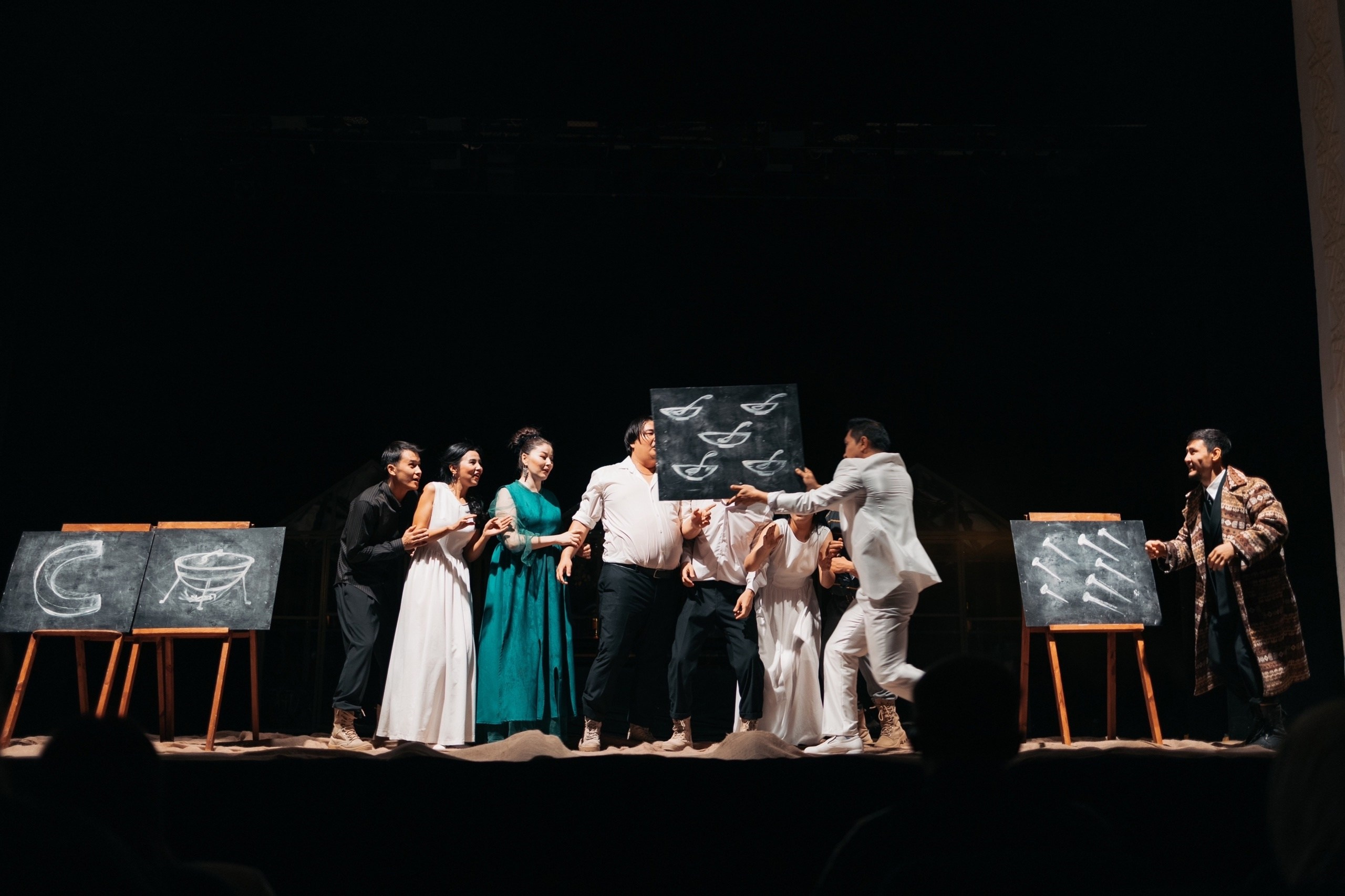 Макондо по мотивам романа Г. Маркеса «Сто лет одиночества». Режиссёр Даниил Филиппович