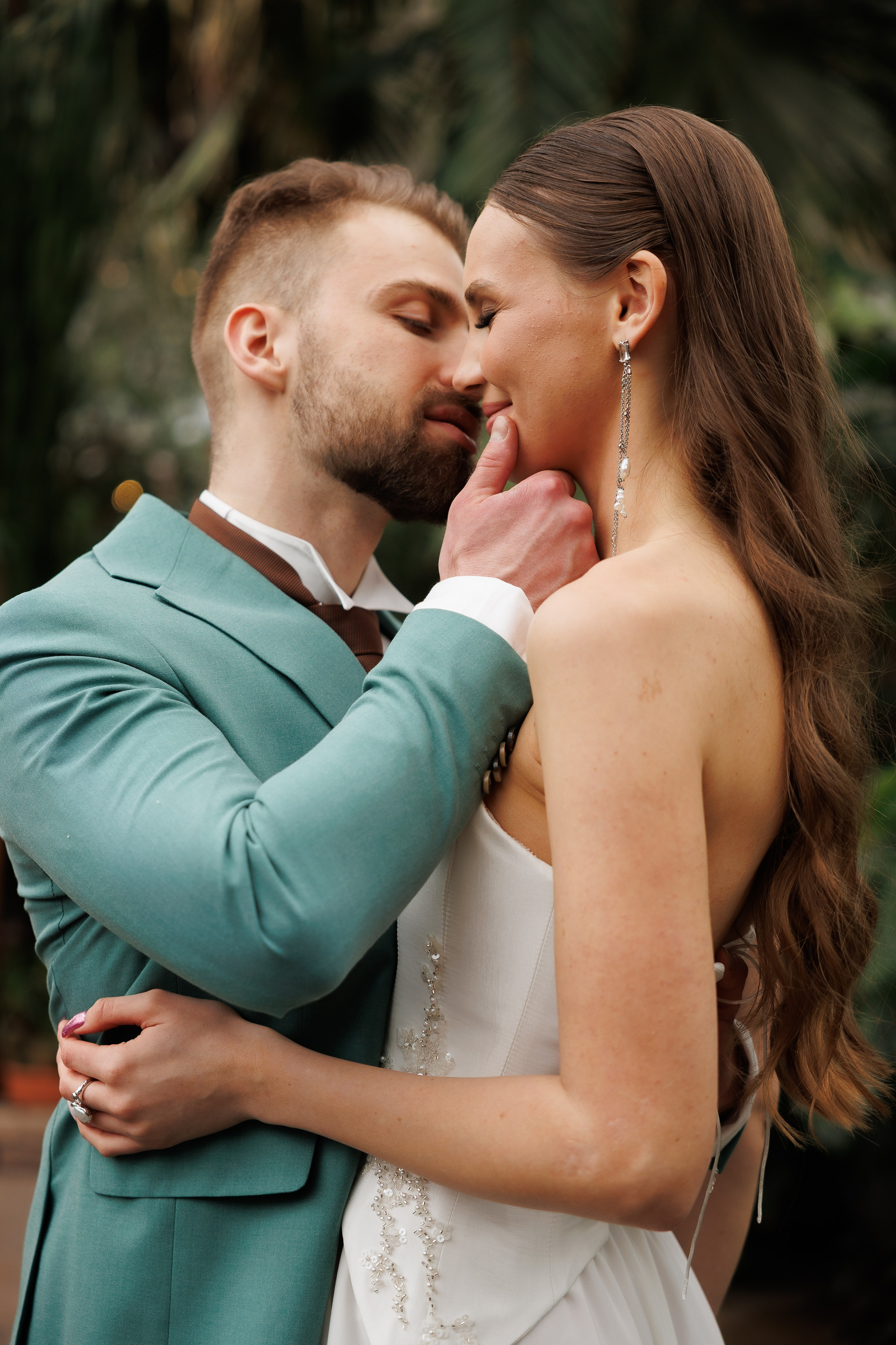 Свадебная прогулка в оранжерее. Питер. Свадебный и семейный фотограф в Москве Красинская Мария