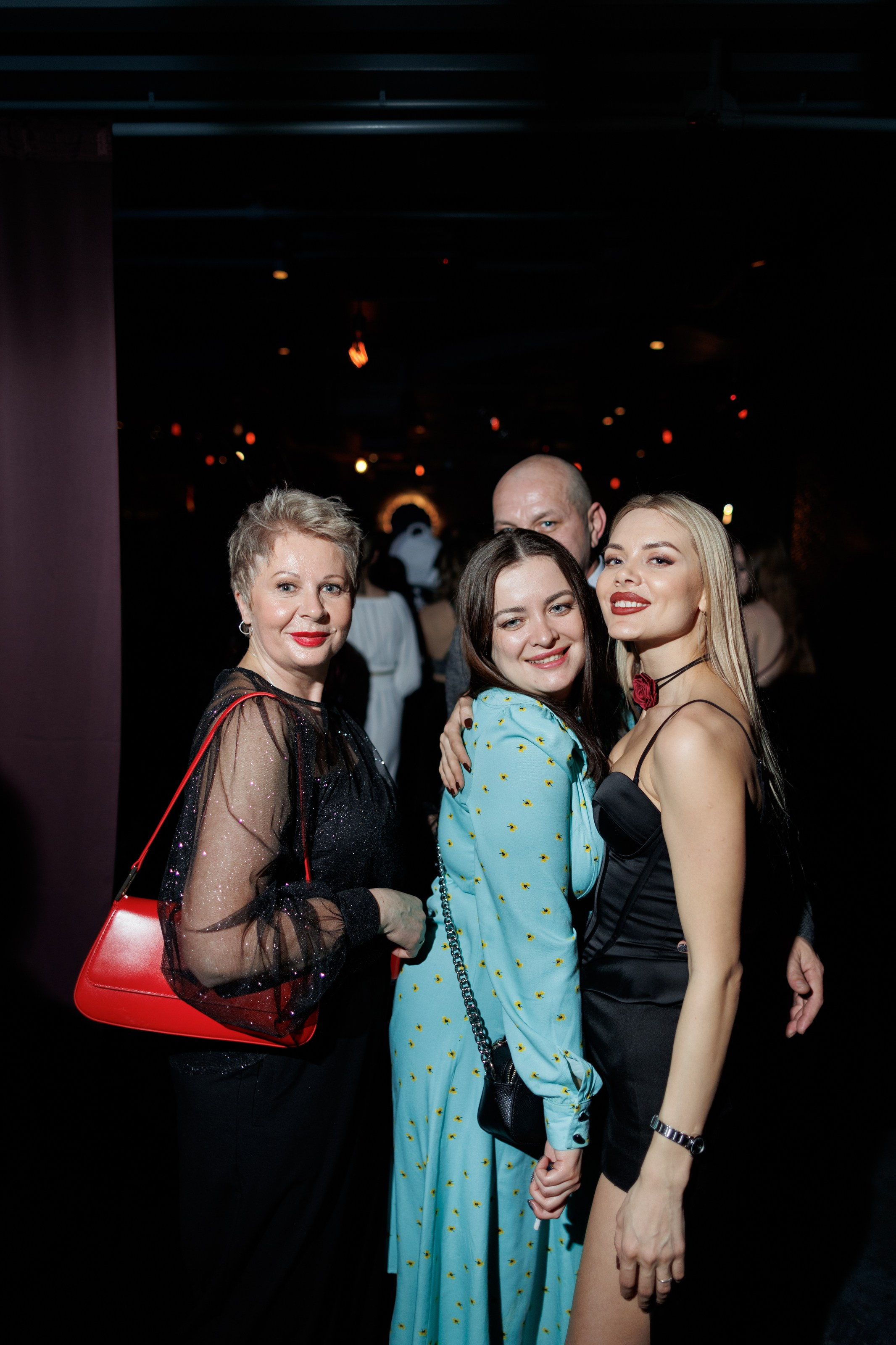 New Year Подружки 23/2024. Свадебный, портретный и репортажный фотограф Дмитрий Карпов