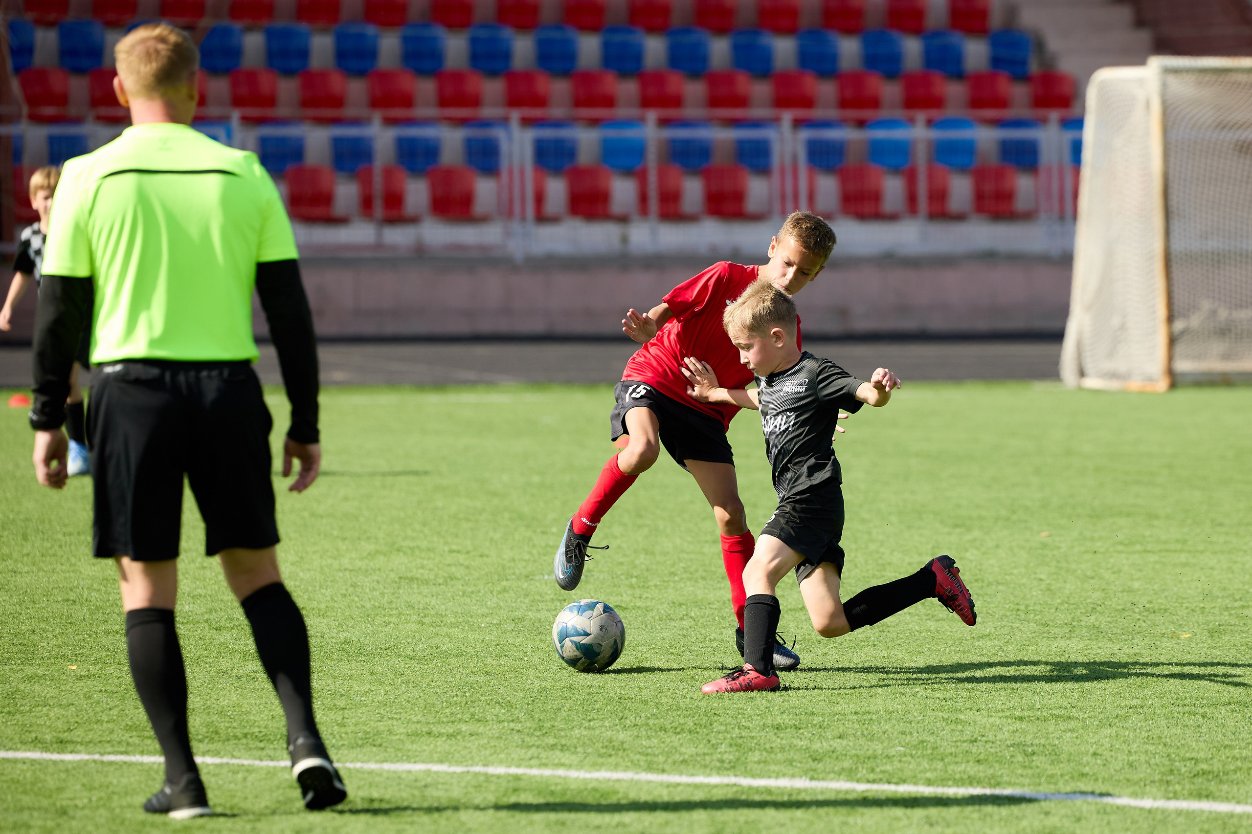 Турнир по футболу детский. Светлана Родионова — фотограф спортивный и не только