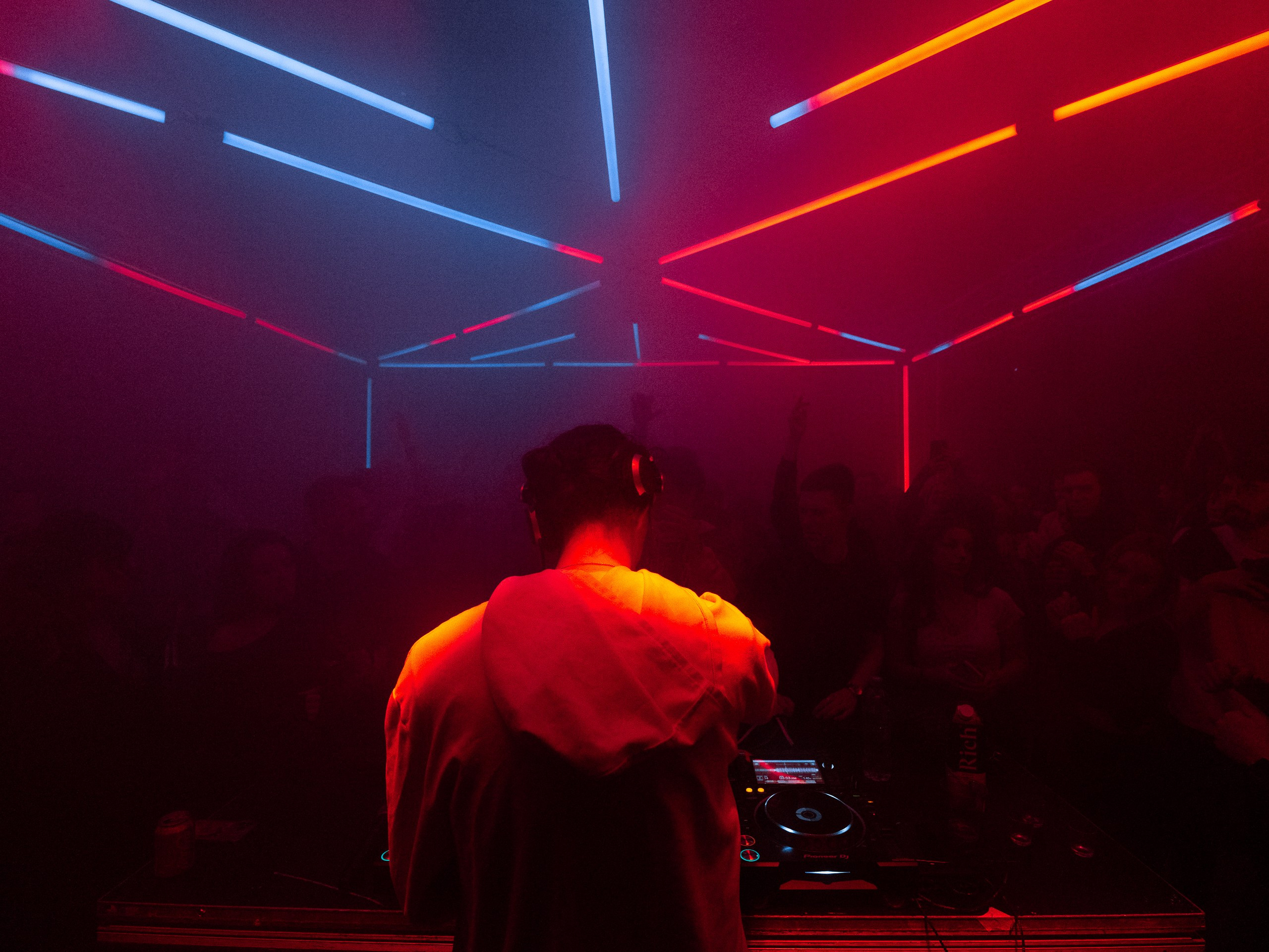 Metro Gorkovskaya Osobnyak 1857. Sunnyman