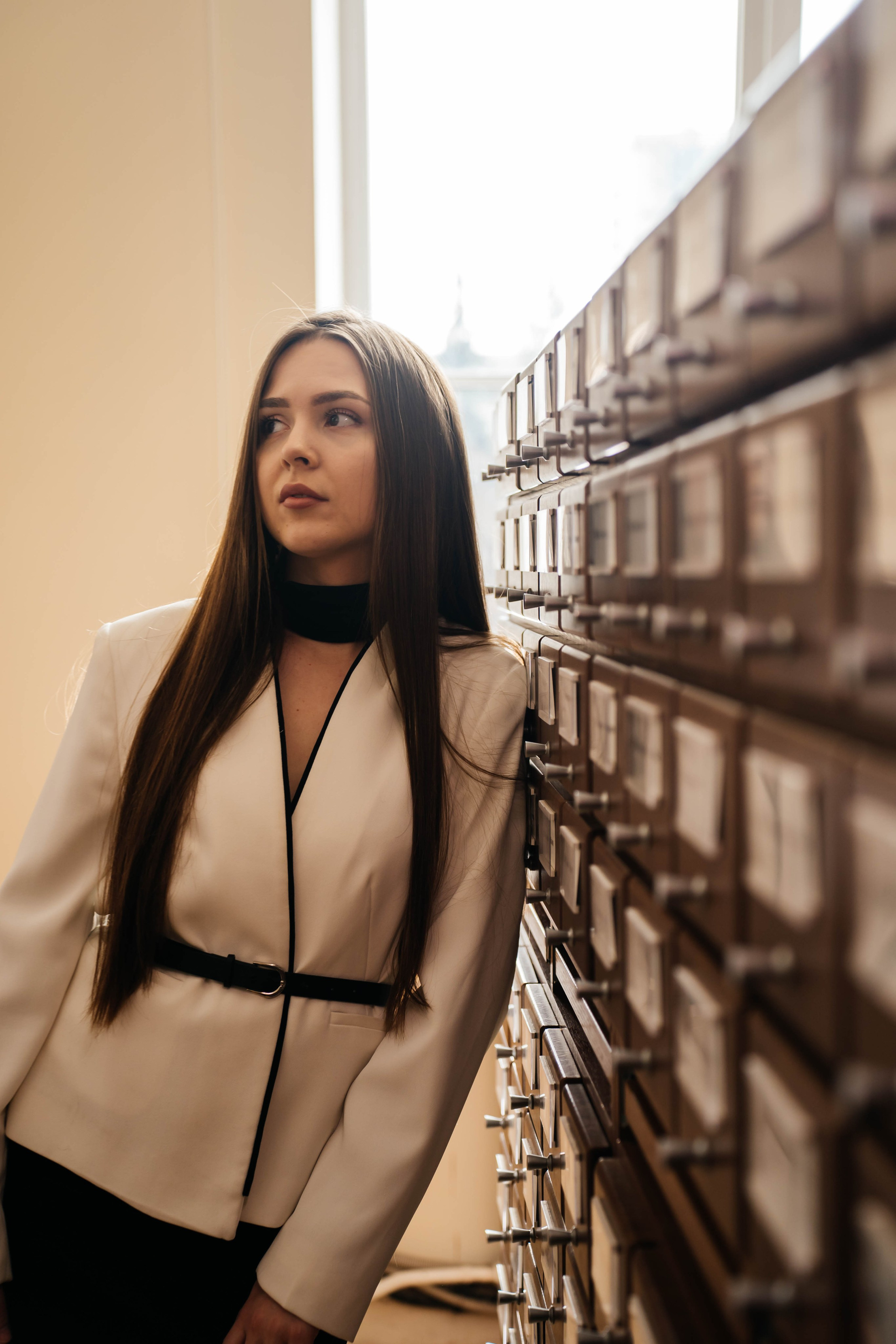 В библиотеке. Видеограф и Фотограф в Челябинске Ксения и Владимир Рюмины