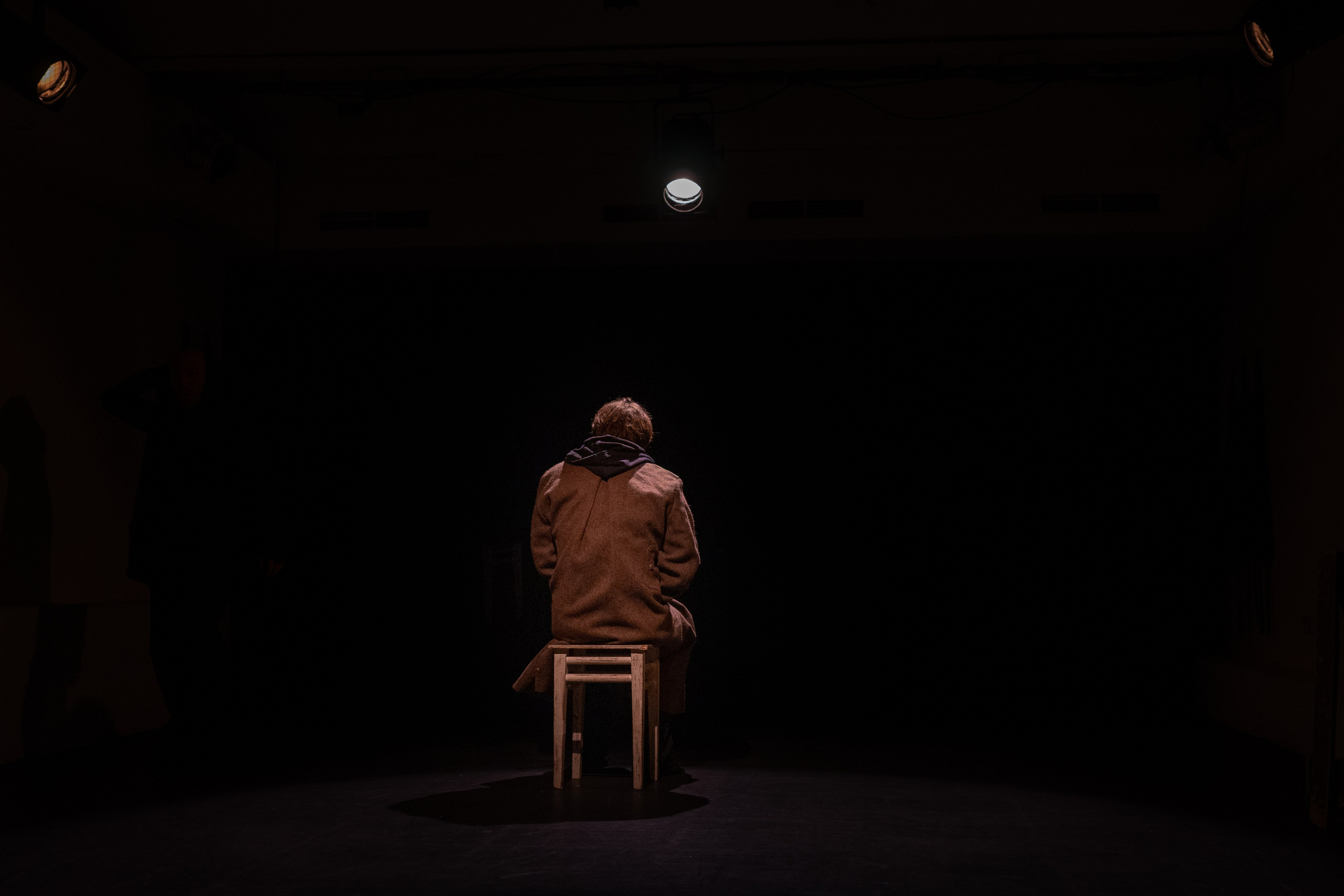 Преступление и наказание. Фотограф Нинель Гюрсой, г. Москва