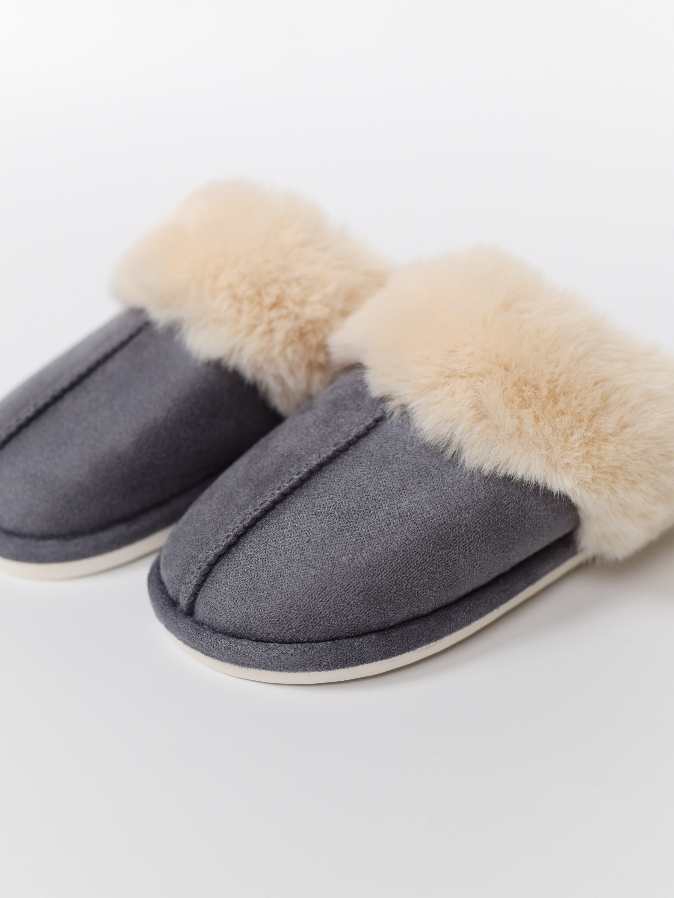 Обувь. Предметный фотограф, инфографика и видео в Санкт-Петербурге