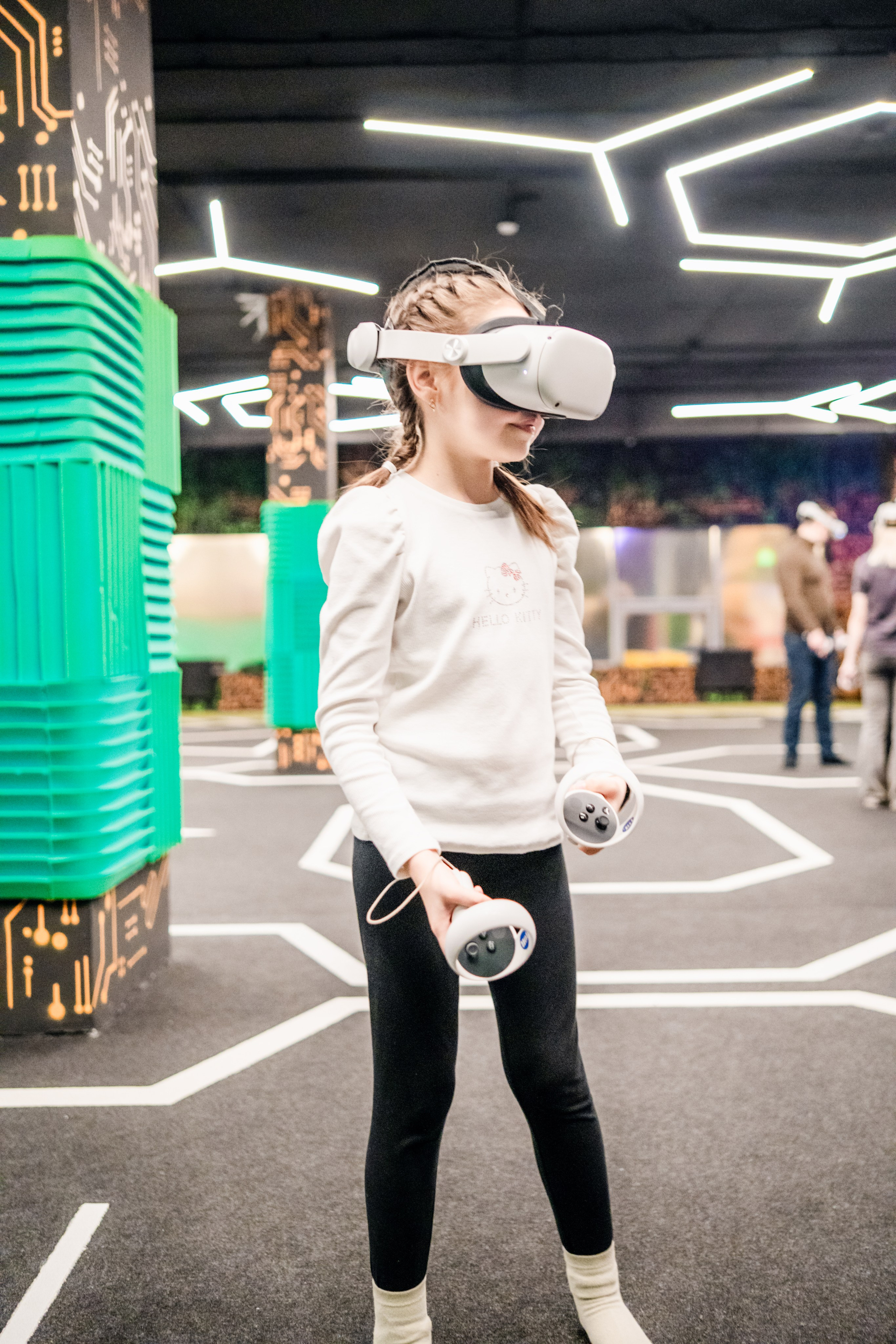 VR (November-December 2024). Felixtones