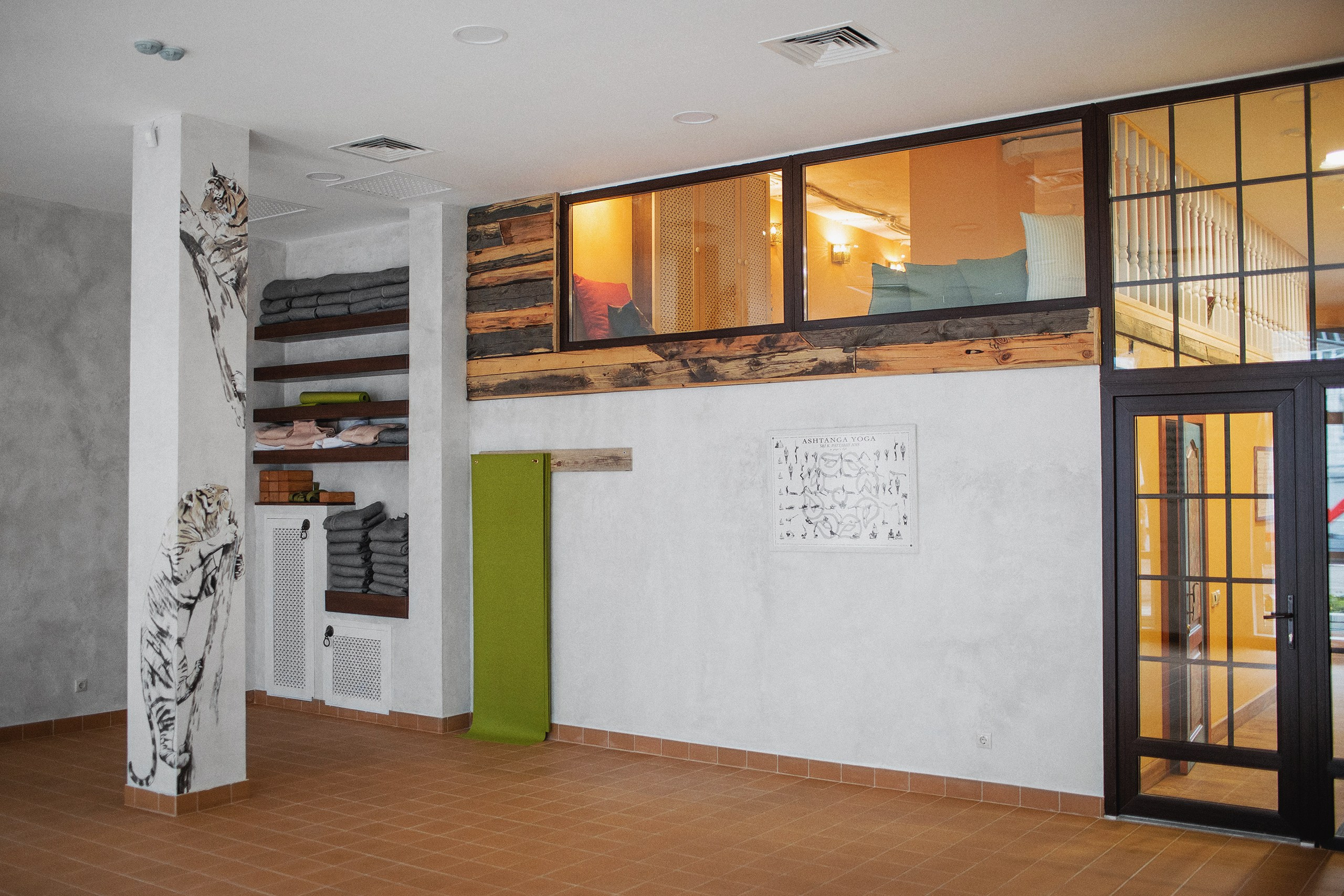 Студия йоги «Virgou» (2017-21). Фотограф Михаил Бурдель. Индустриальная, коммерческая и рекламная фотография