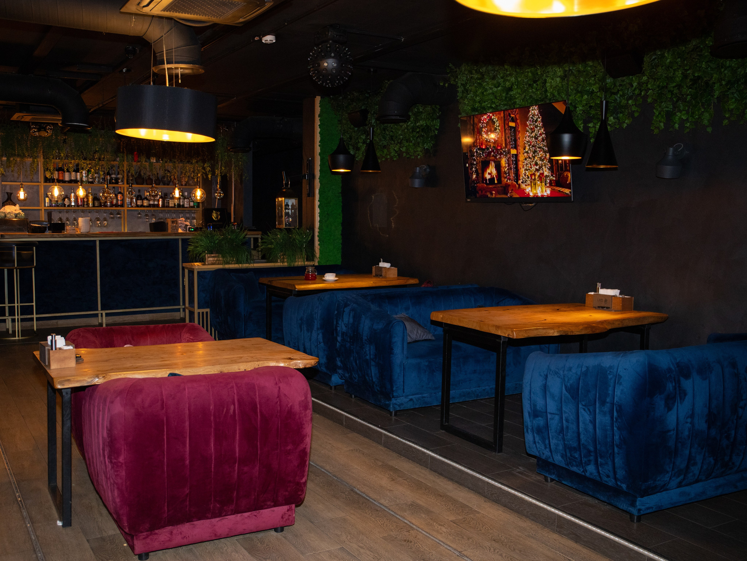 Репортажка из кальян-бара. Свадебный и семейный фотограф в Москве Мила Широких