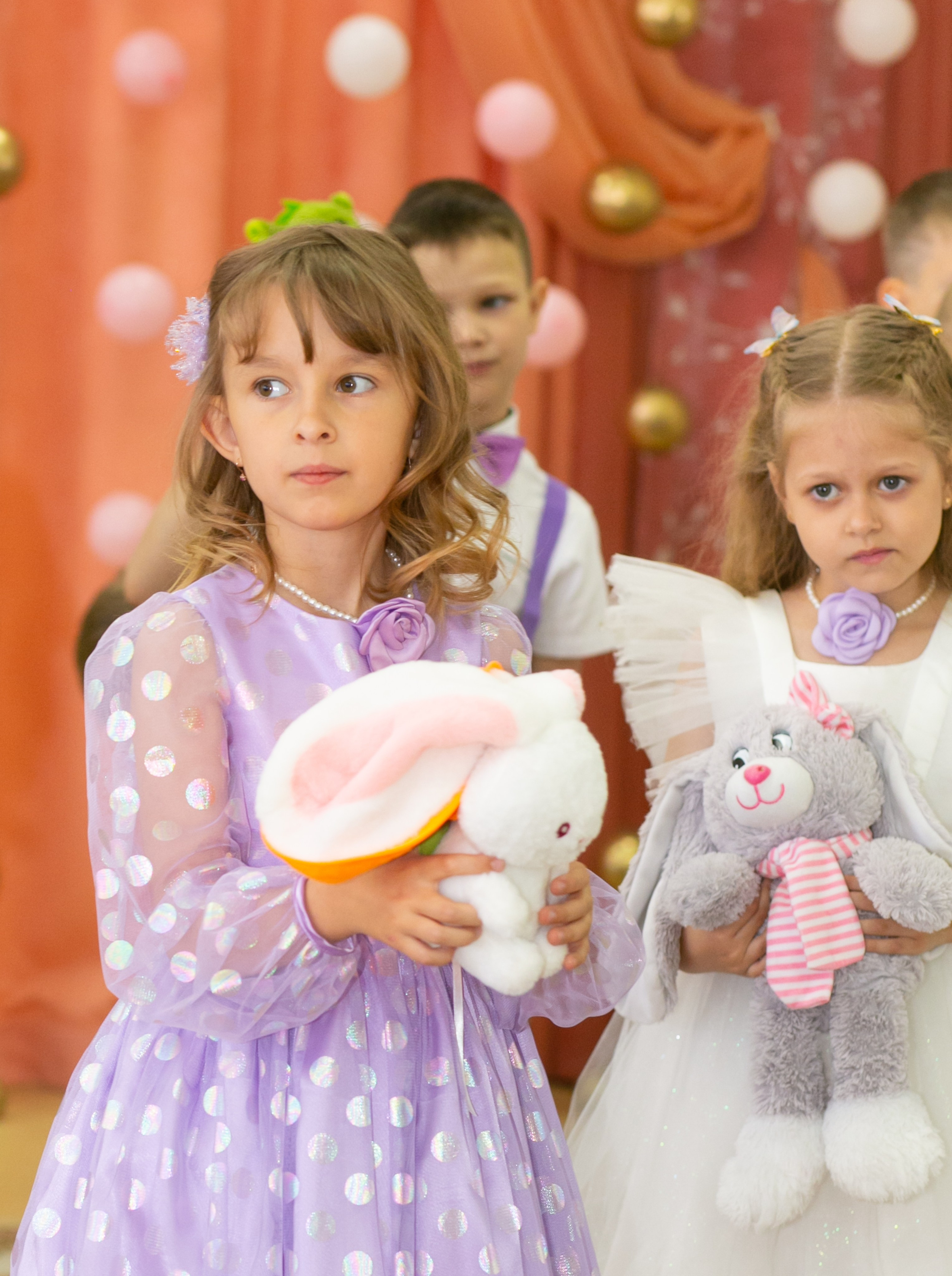 Выпускные и Утренники. Фотограф новорожденных и семейный фотограф НСО г. Бердск Марина Львова
