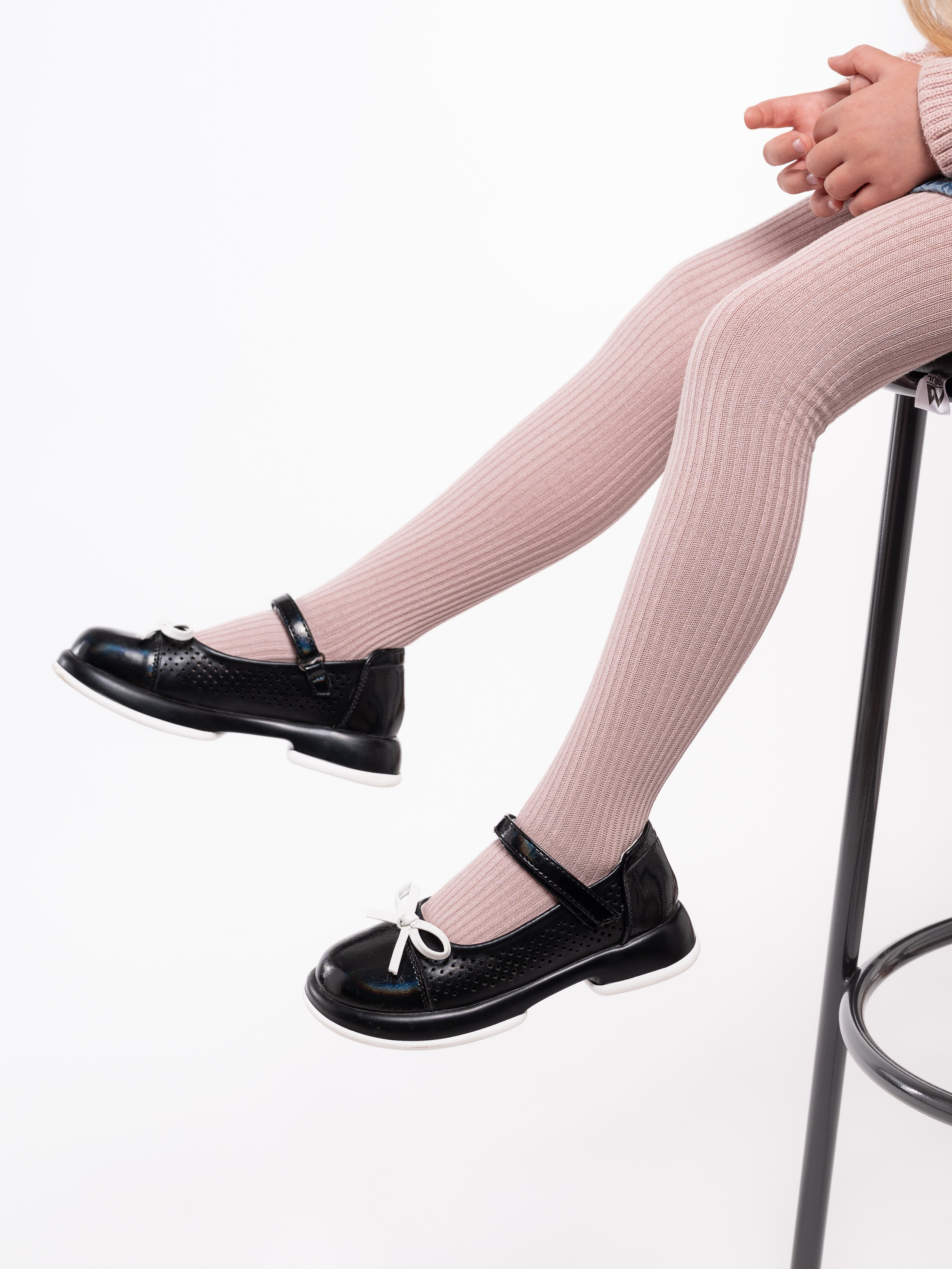 Колготки детские модели + предметка серия 2. Предметный фотограф, фото для маркетплейсов Пятигорск, КМВ