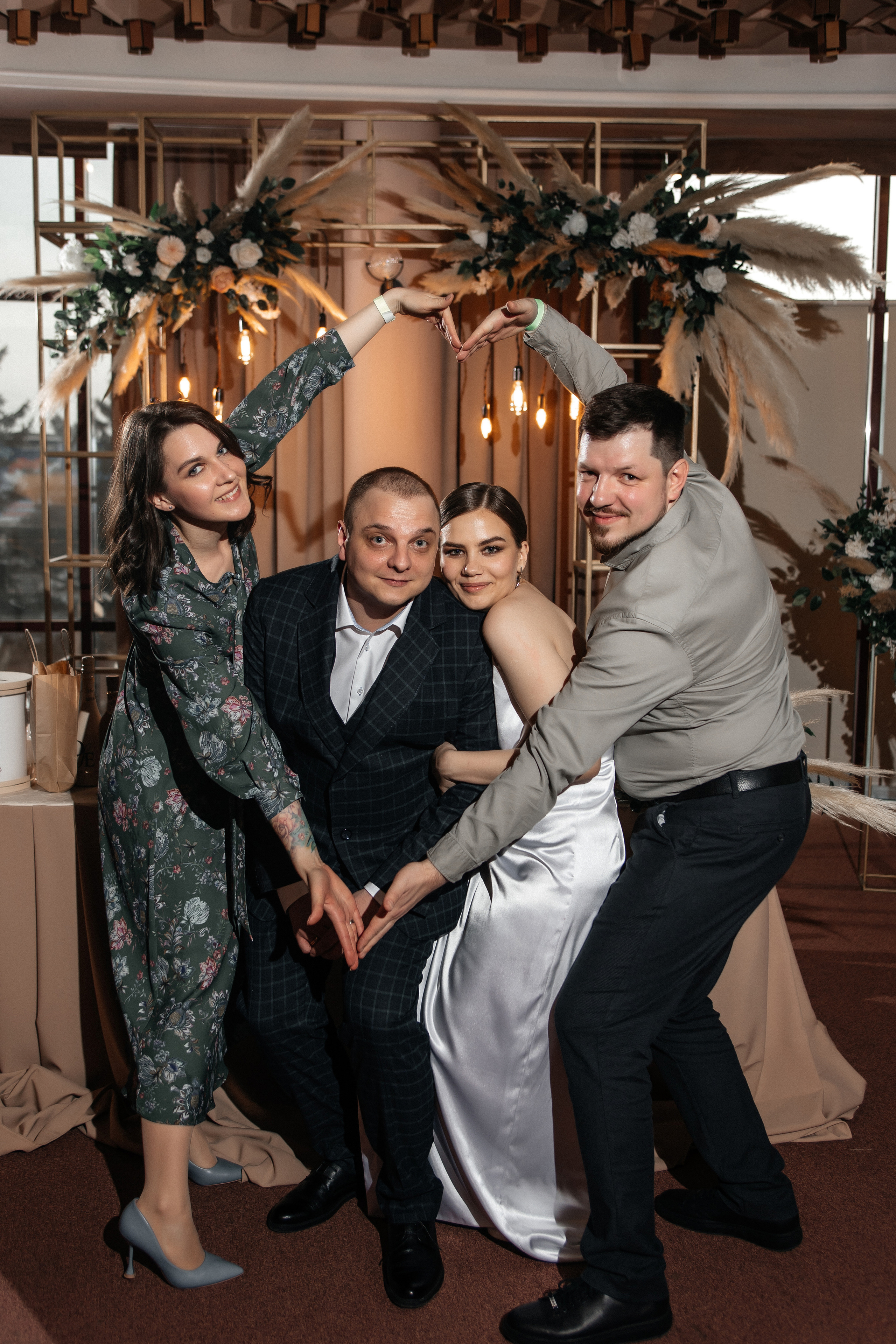 Олег & Катя | 14.04.23. Свадебный и семейный фотограф в Омске Евгения Хакимова