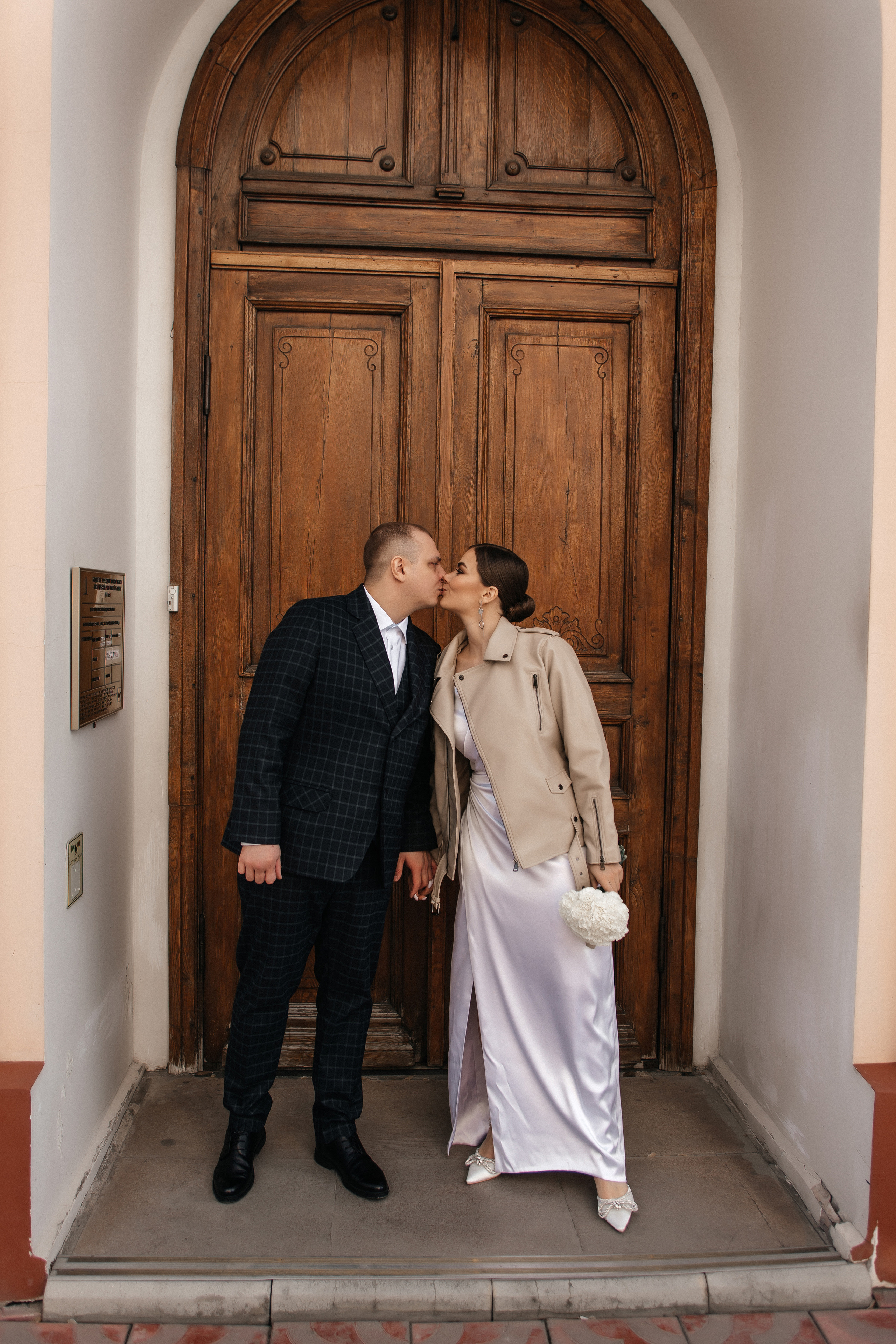 Олег & Катя | 14.04.23. Свадебный и семейный фотограф в Омске Евгения Хакимова