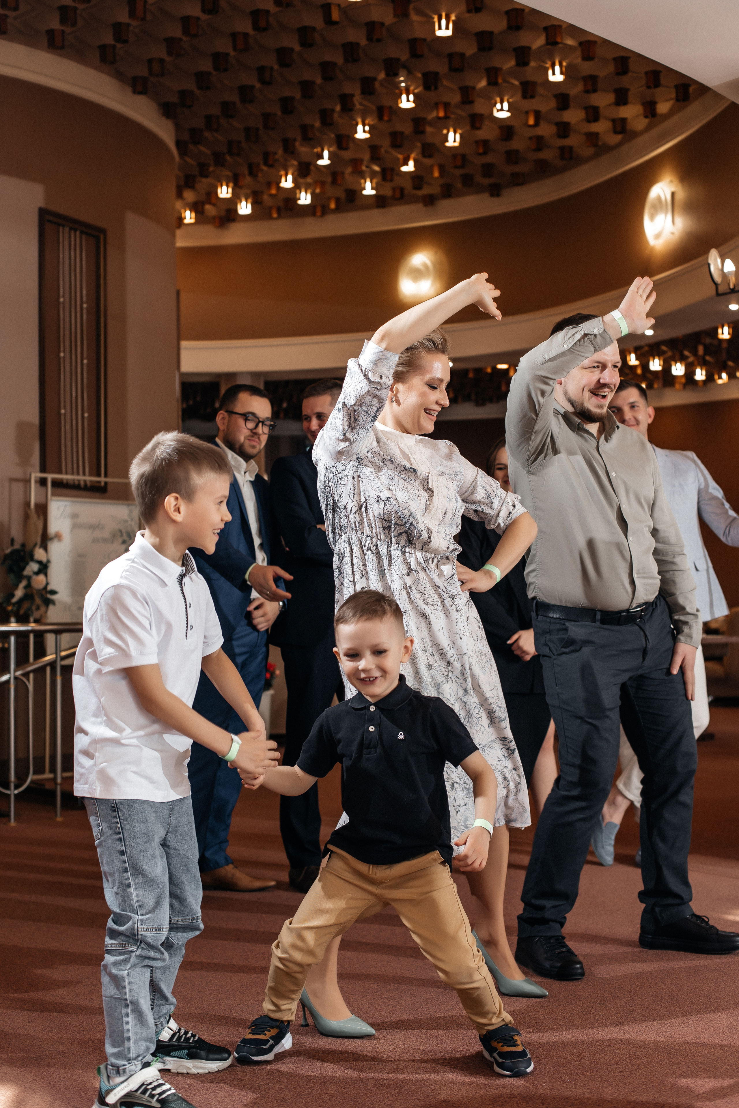 Олег & Катя | 14.04.23. Свадебный и семейный фотограф в Омске Евгения Хакимова