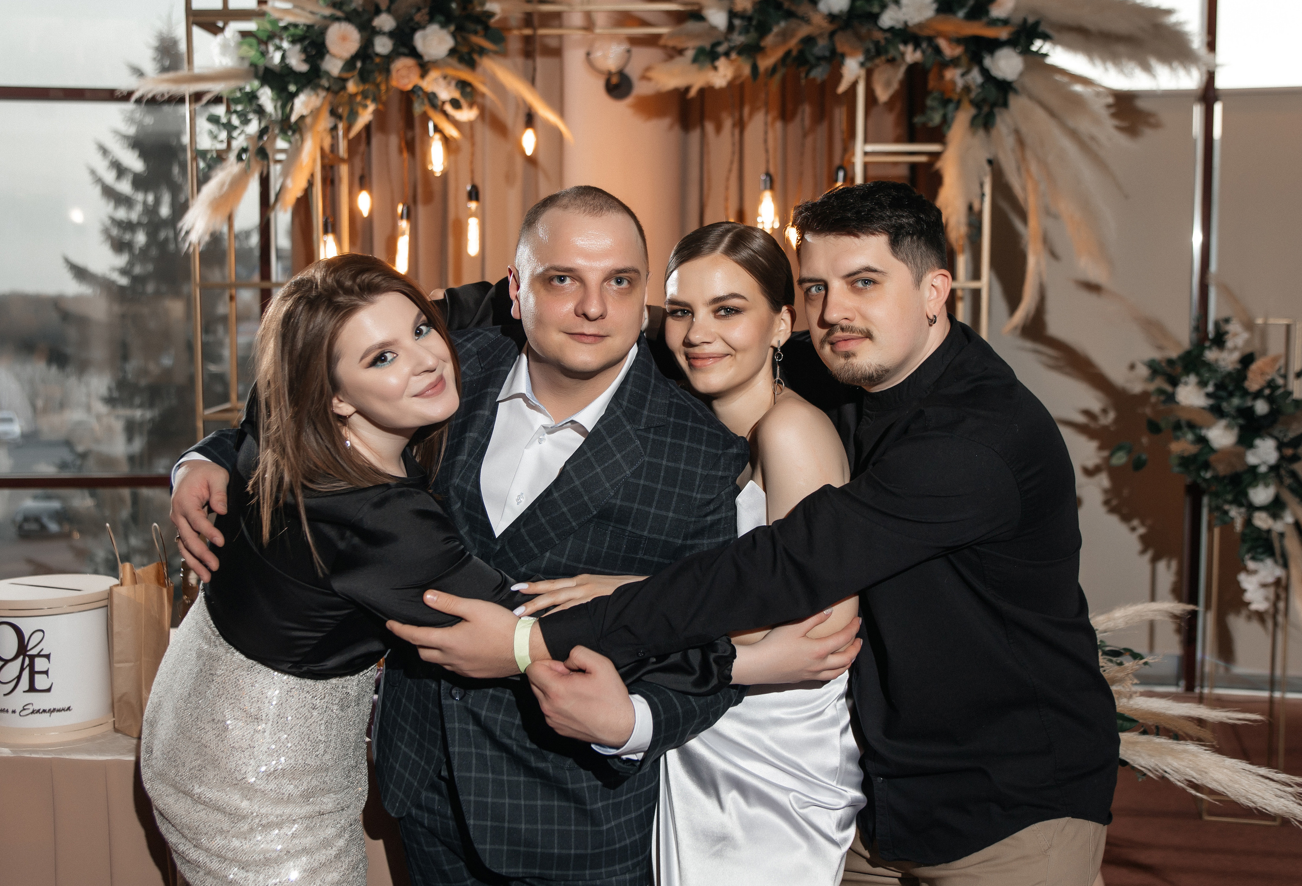 Олег & Катя | 14.04.23. Свадебный и семейный фотограф в Омске Евгения Хакимова