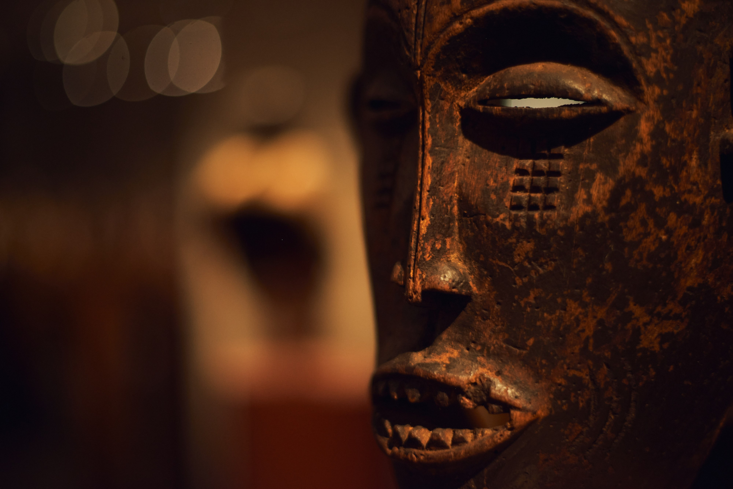 Нкоди. Охотник на демонов