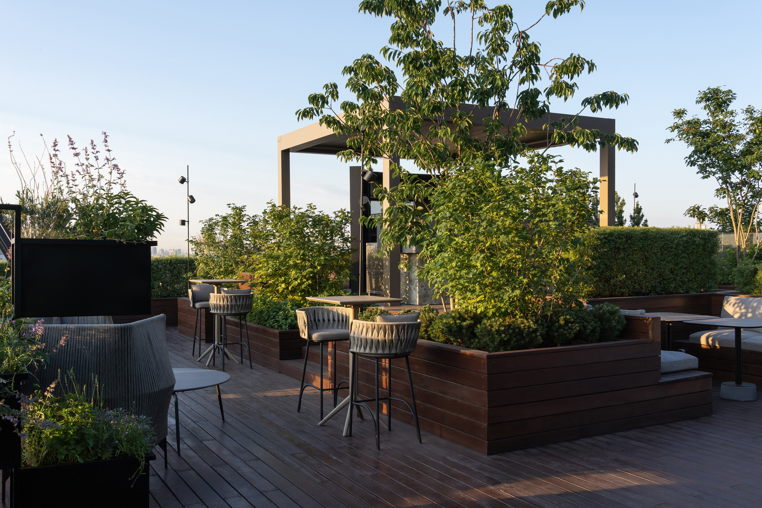 Brusnika office terrace, Moscow. Артамонов Александр | Архитектурный и ландшафтный фотограф