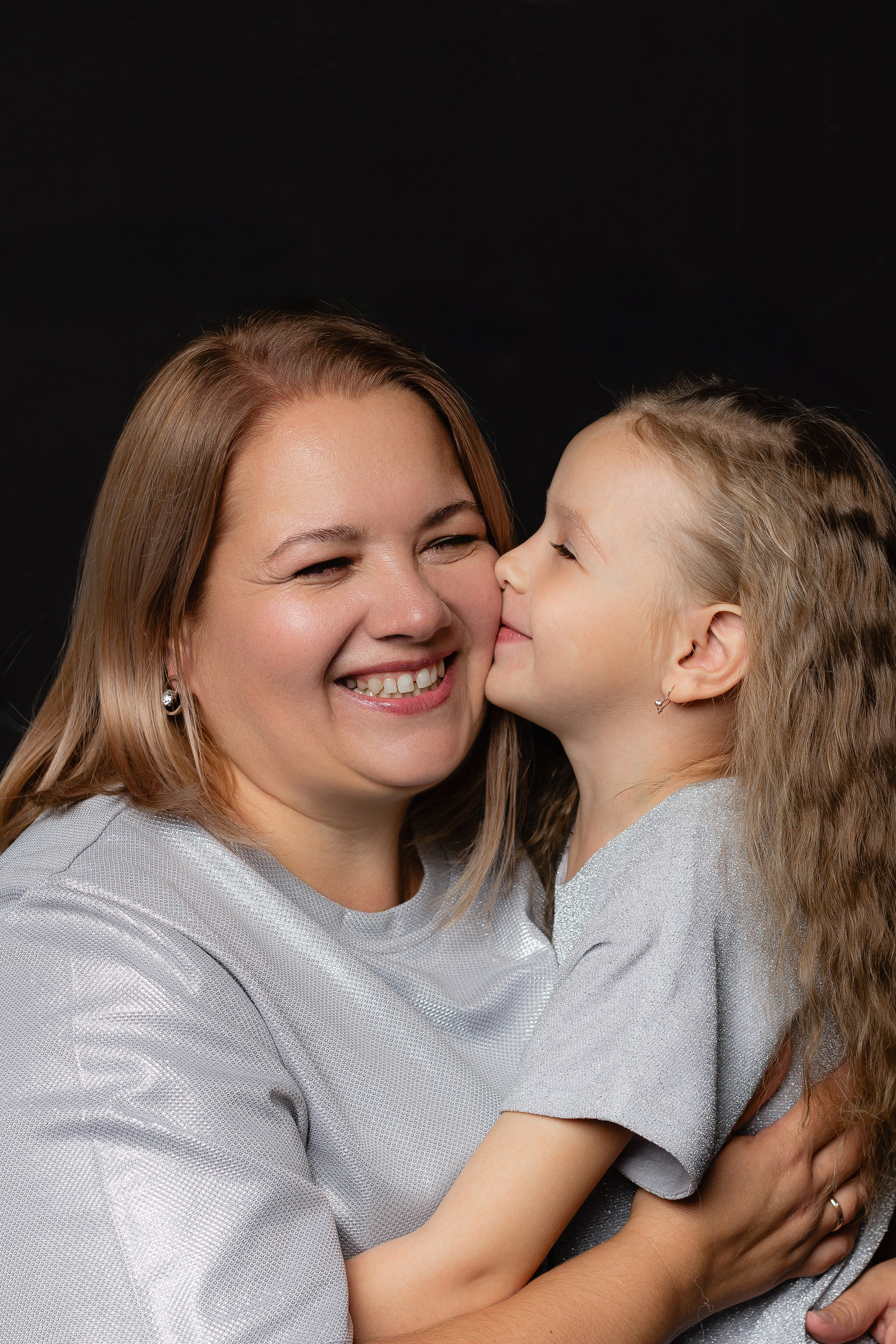 Наталья и дочки. Женский фотограф в Москве Камила Бакаева