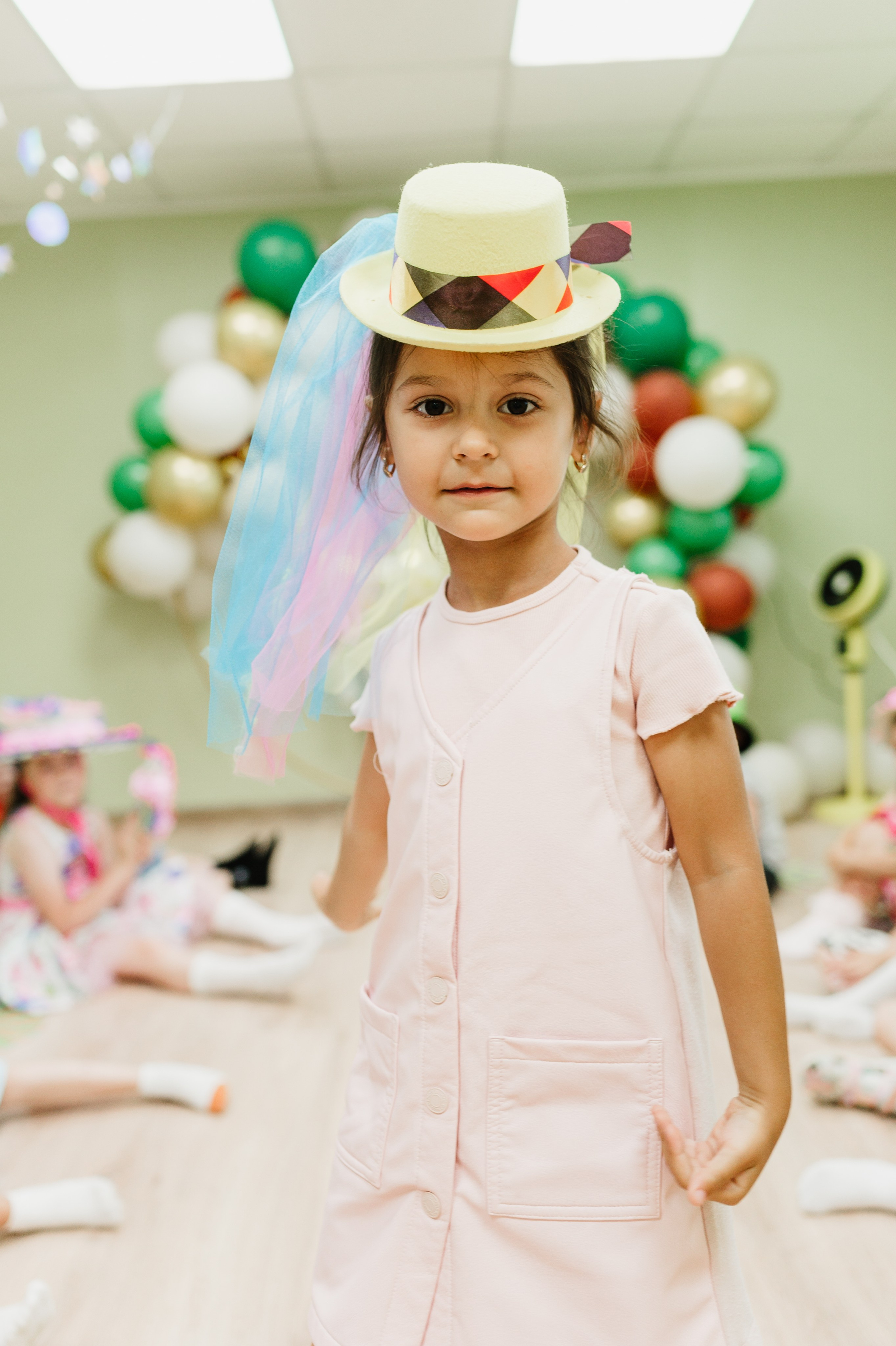 Шляпная вечеринка