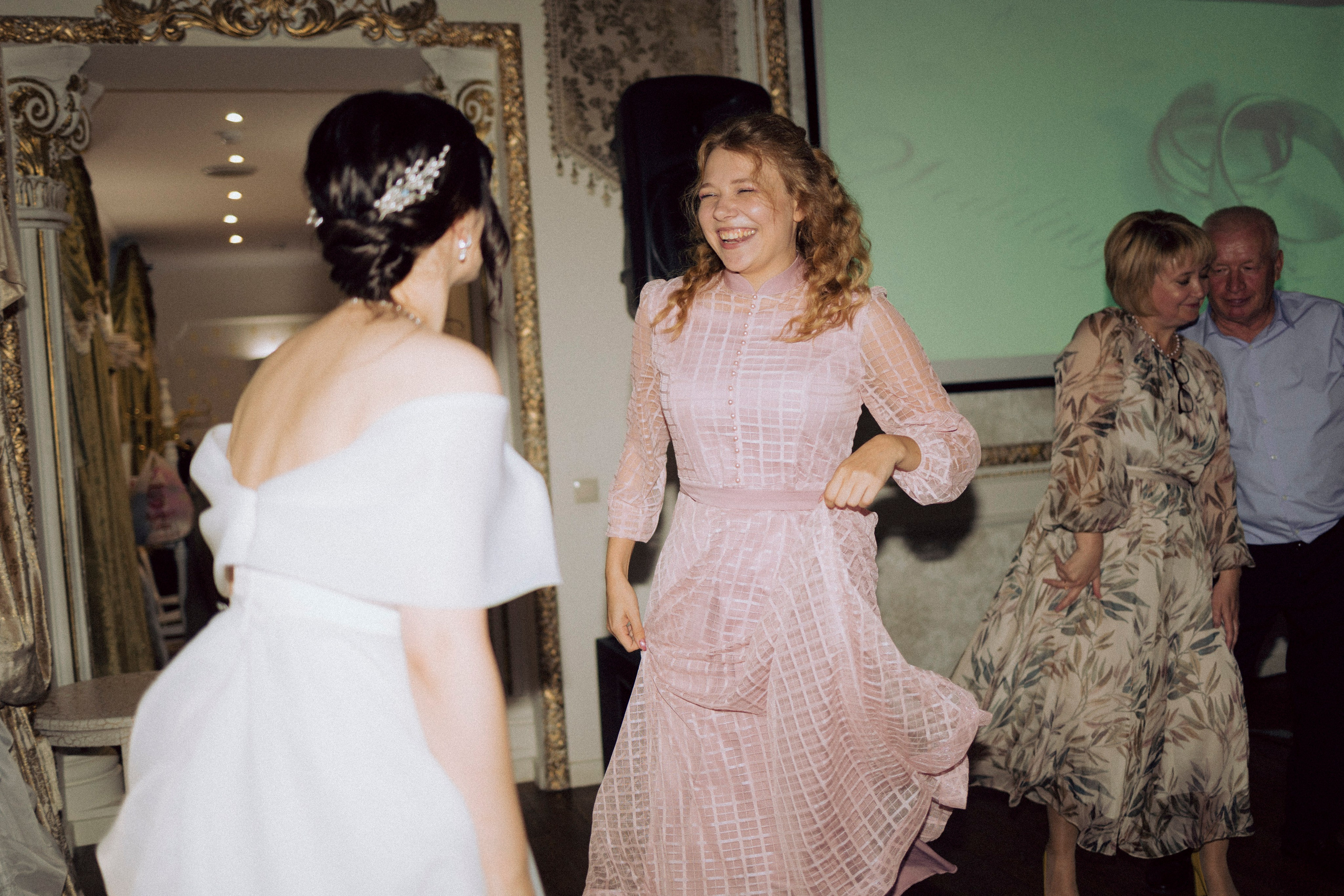 Дмитрий и Алина. Свадебный и портретный фотограф Тюмень