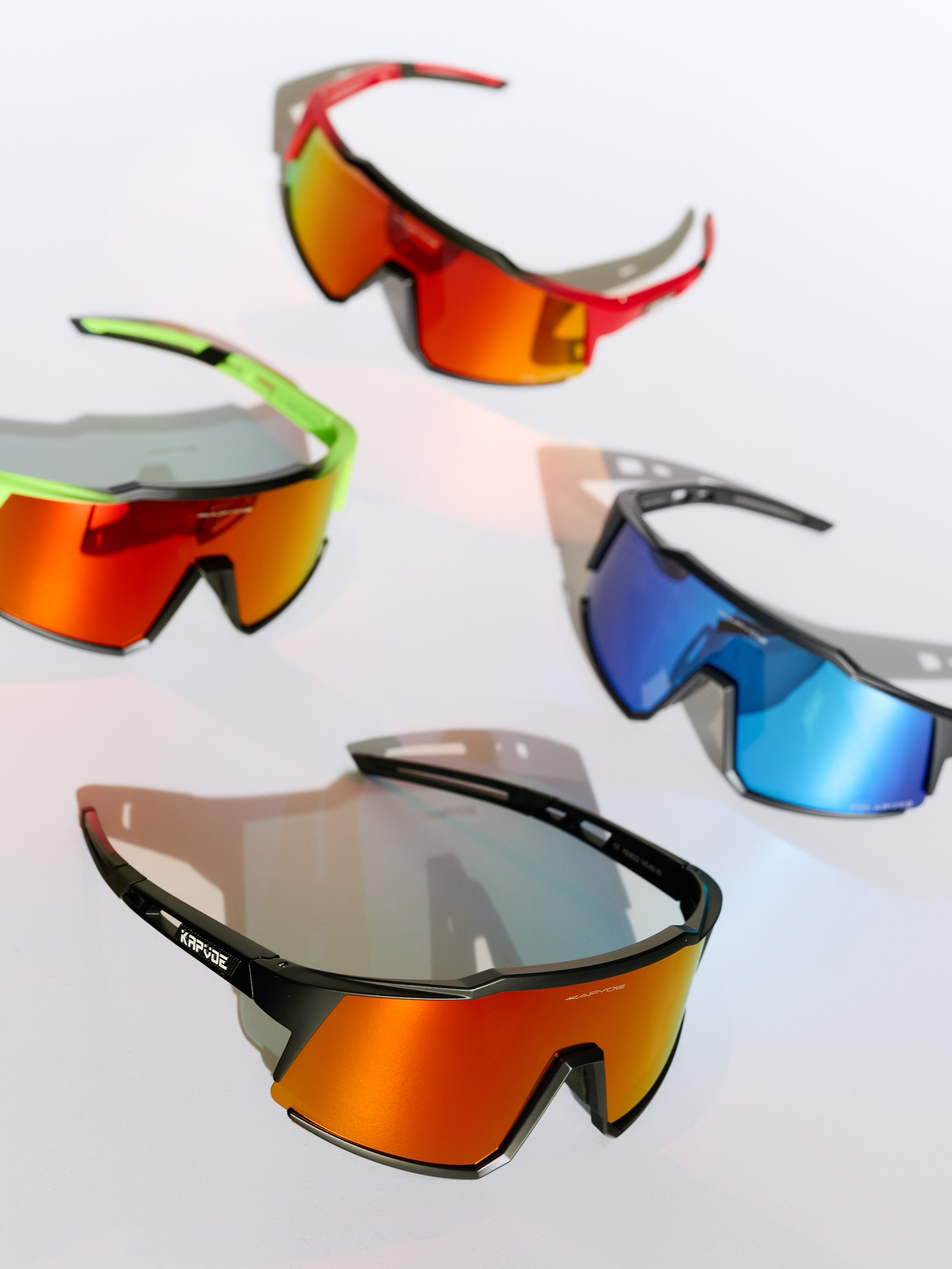 очки спортивные на белом фоне, сьемка для маркетплейсов