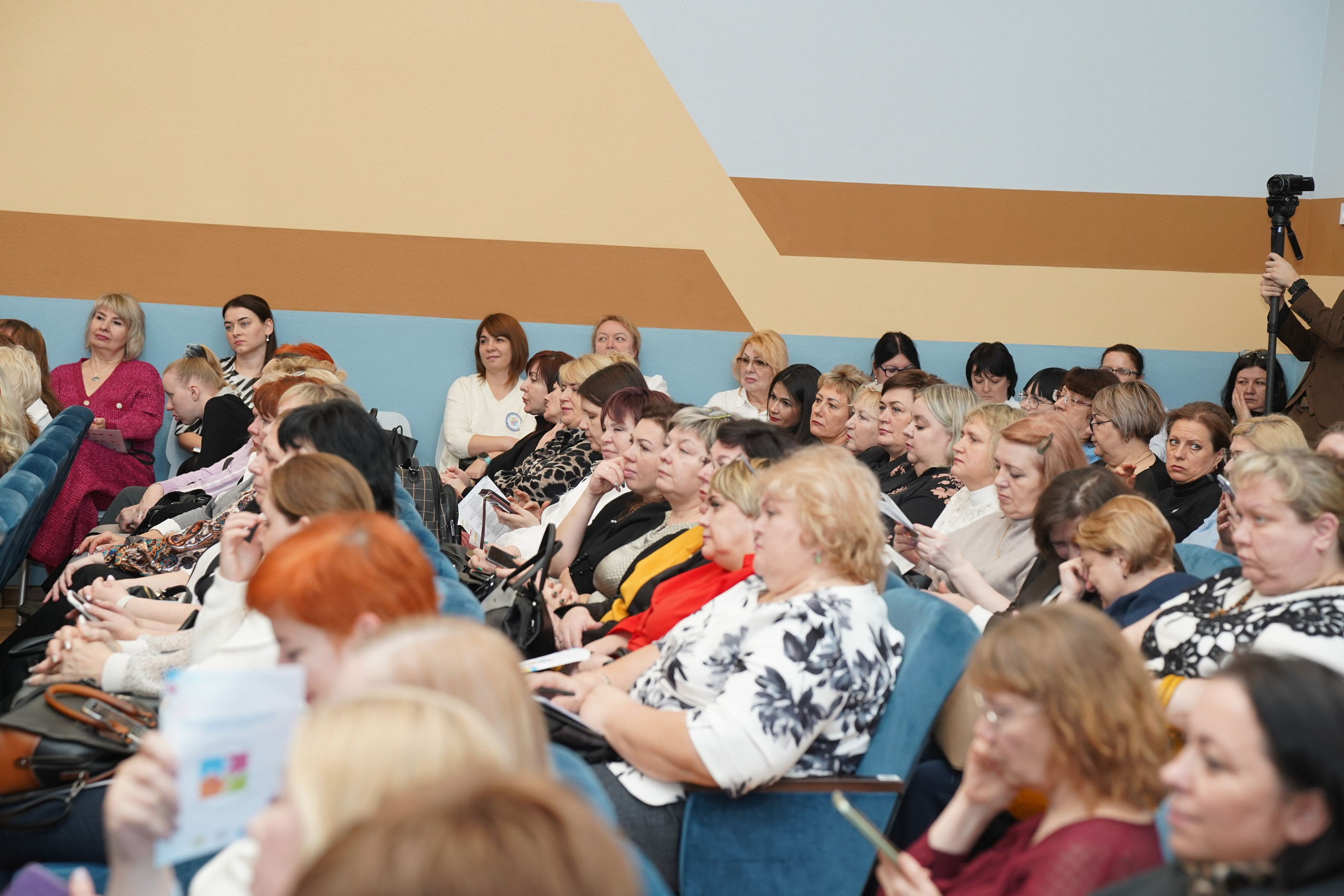 Мероприятие. MEMENTO.Выпускные альбомы, школьные, юбилейные и другие книги. Ростов-на-Дону