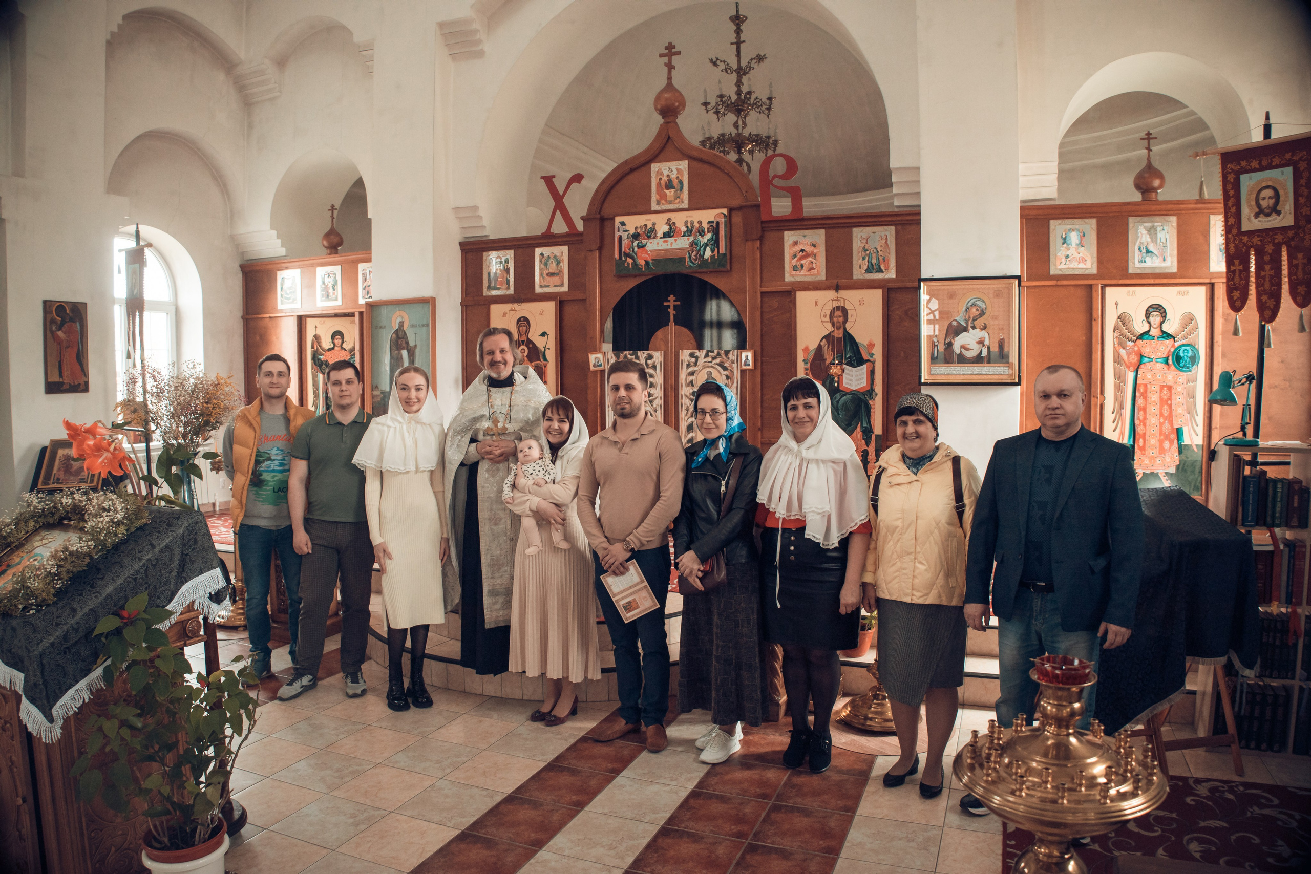 Таинство Крещения Ксении. Церковь Василия, епископа Рязанского. Семейный фотограф в Рязани и Рязанской области