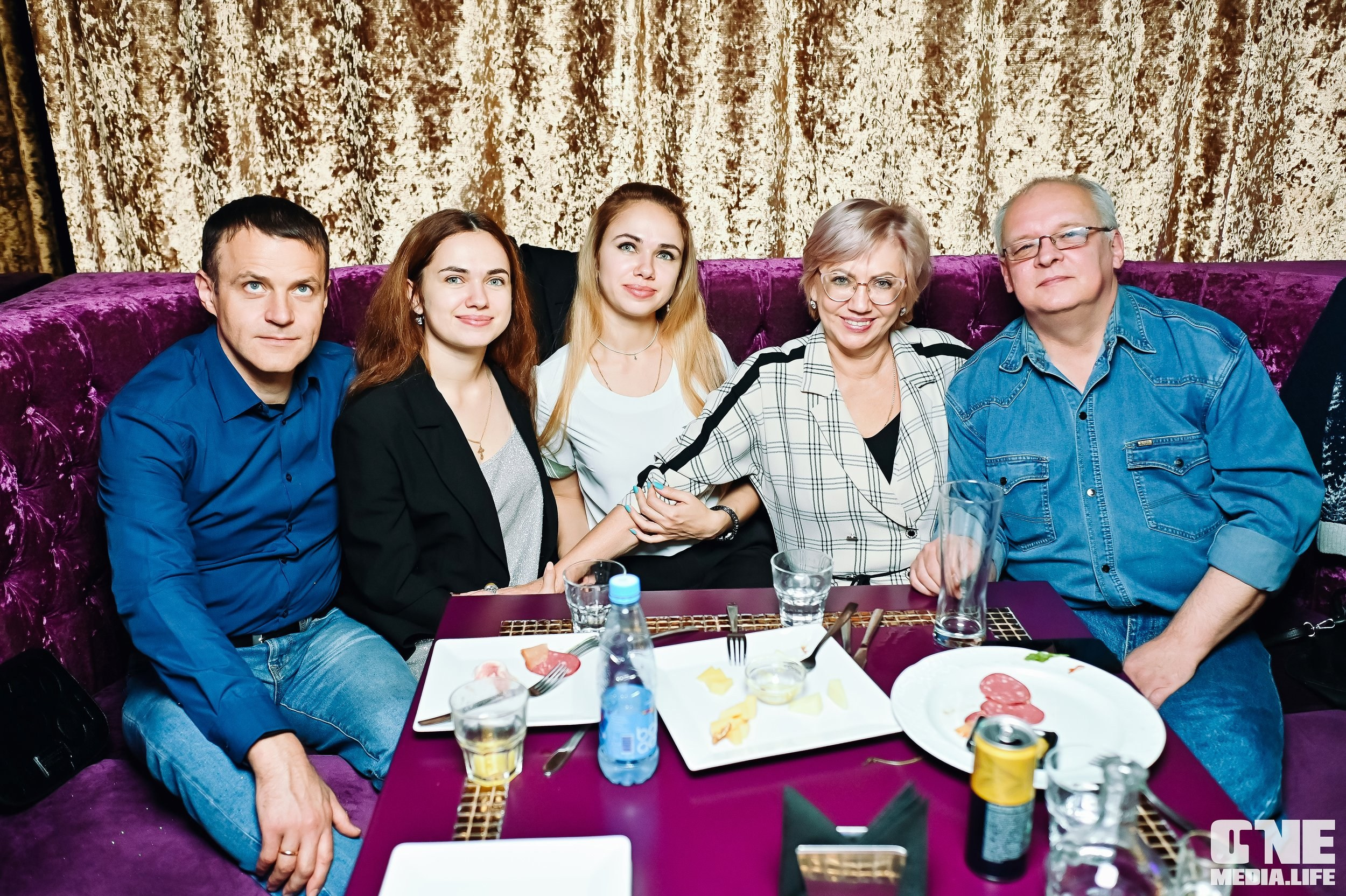 Фоторепортаж из караоке-клуба Эйфория. One Media Life: фоторепортажи, фотоотчеты с мероприятий и заведений