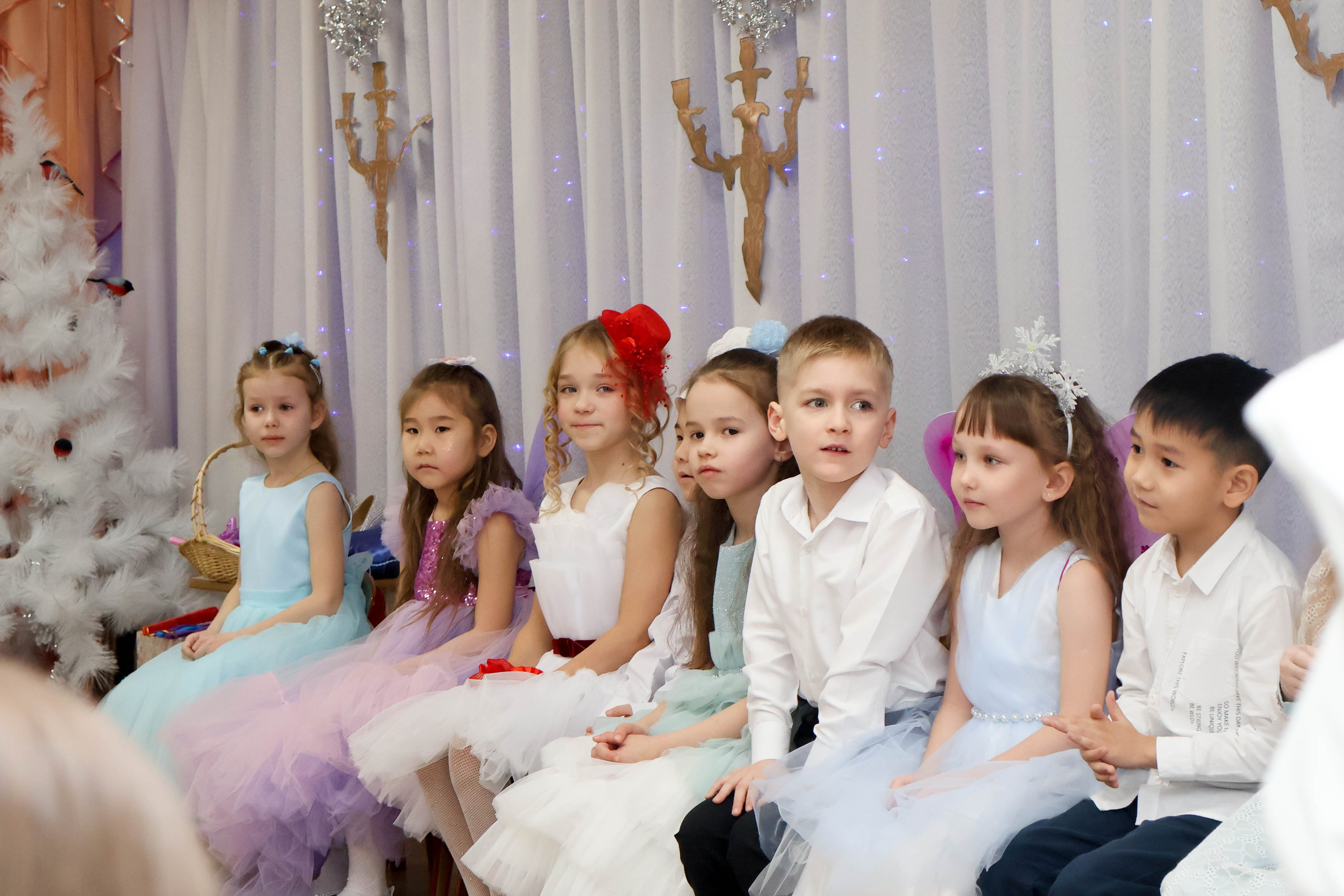 Новогодний утренник гр. «Малинка». Виктория Шишкова свадебный фотограф Москва и МО (Балашиха, Щелково)