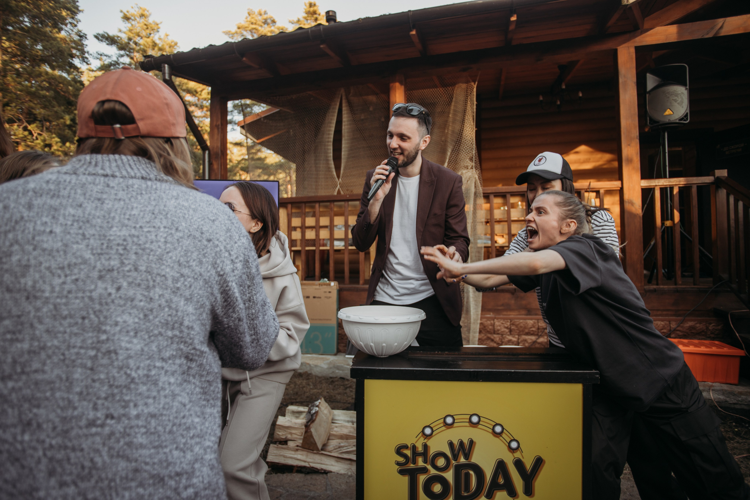 Корпоратив Muza_Arts. Венера Гайн. Репортажный фотограф  Тюмень. Обучение фотографии с 0