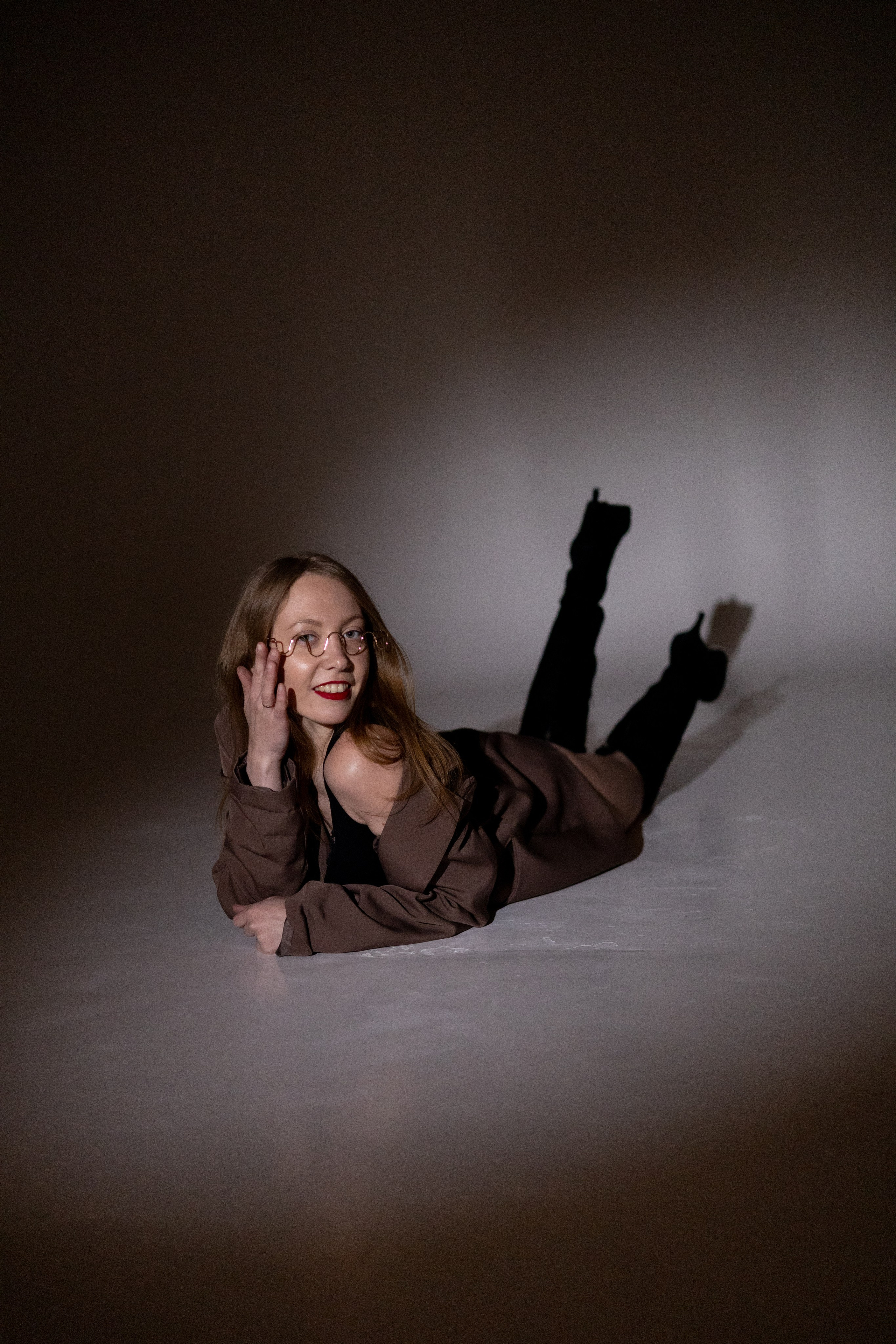 ЖЕНСКИЕ ПОРТРЕТЫ СТУДИЯ 2026. Фотограф Красноярск съемки лавстори, фотосессия в студии, портретная съемка, творческие фотосессии