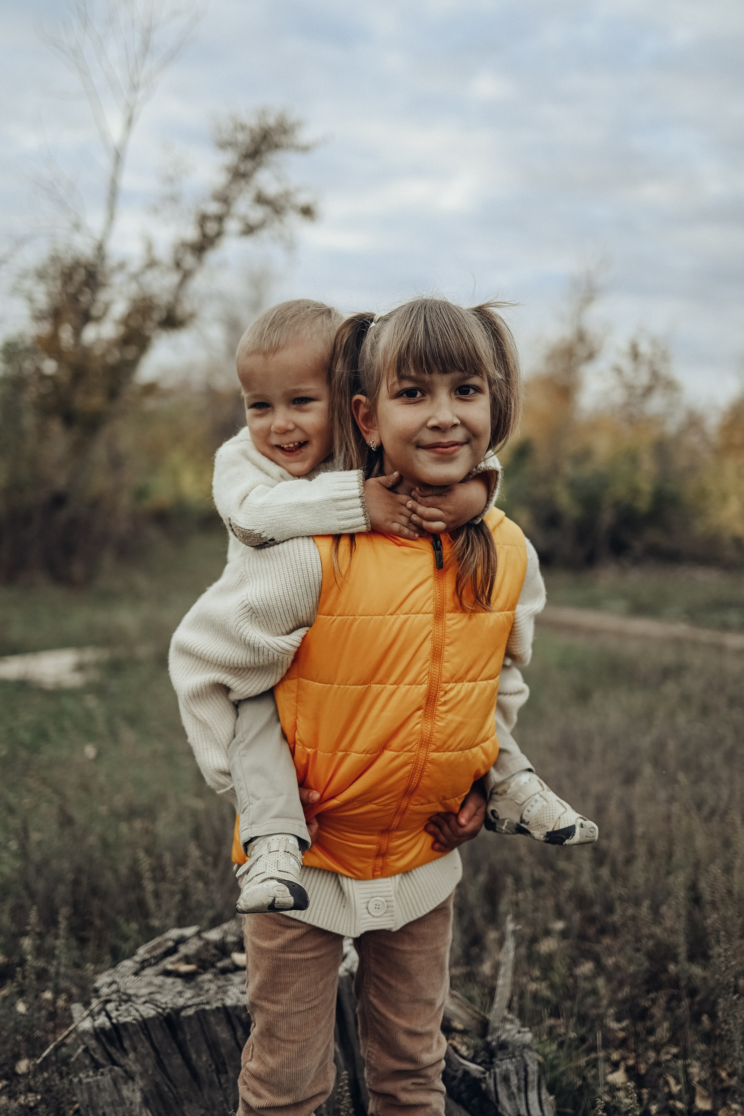 Семейная прогулочная съёмка. Фотограф в Астане Элина Багинская