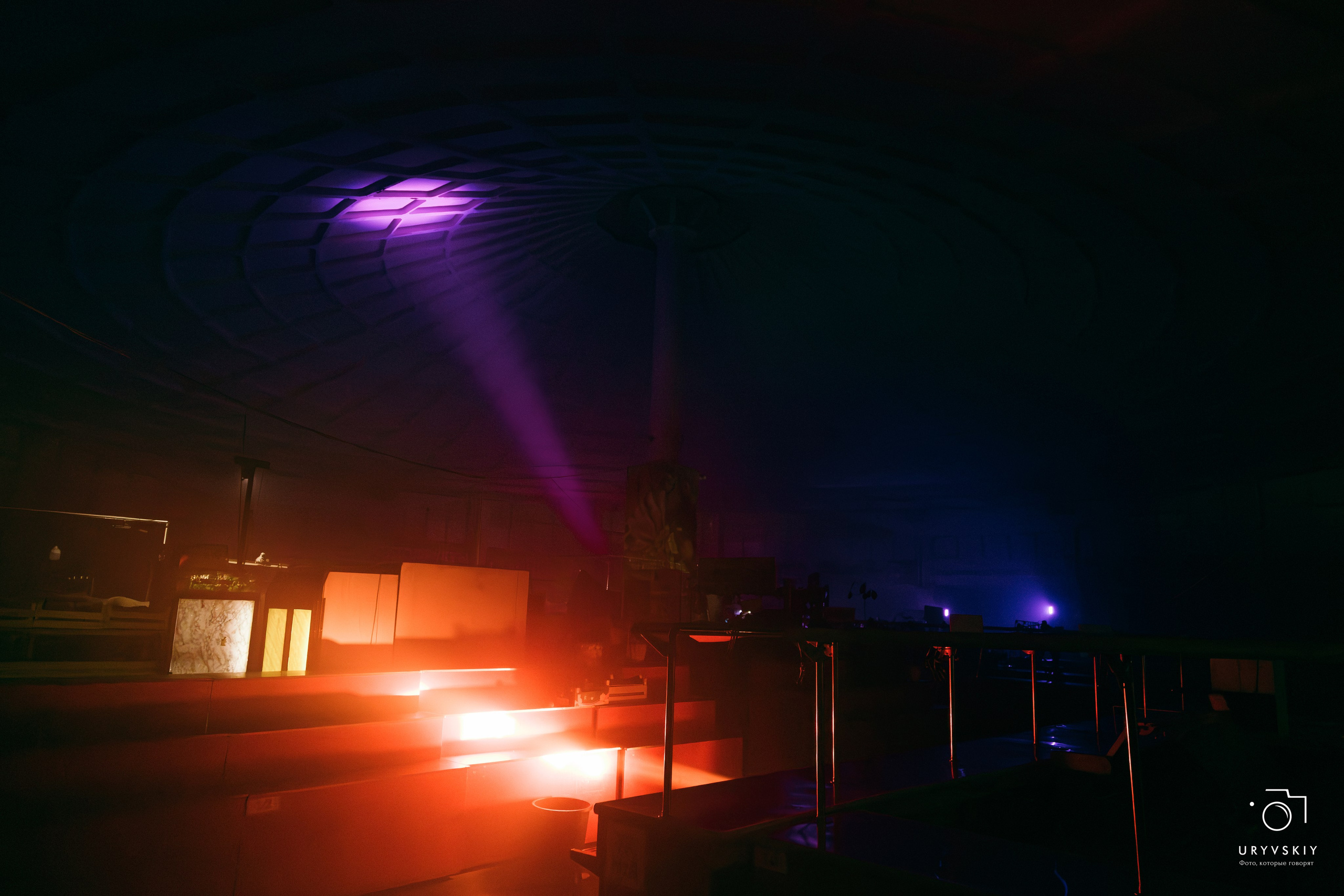 Рейв на Центральном рынке. Игорь Урывский. Фотограф Красноярск