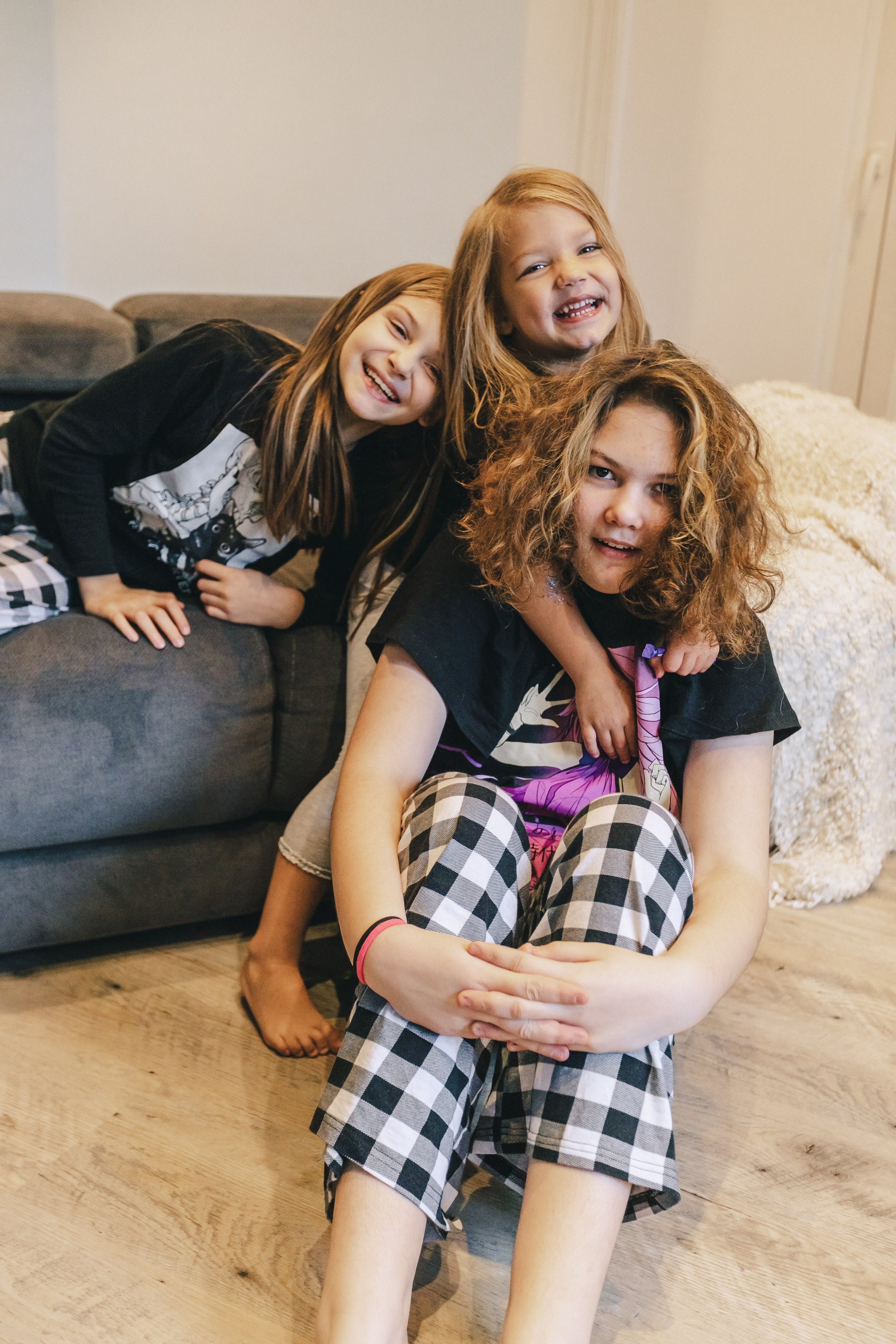 Игорь, Лера, Миля, Ксюша и Аня. Фотограф Таганрог Любимая Надя