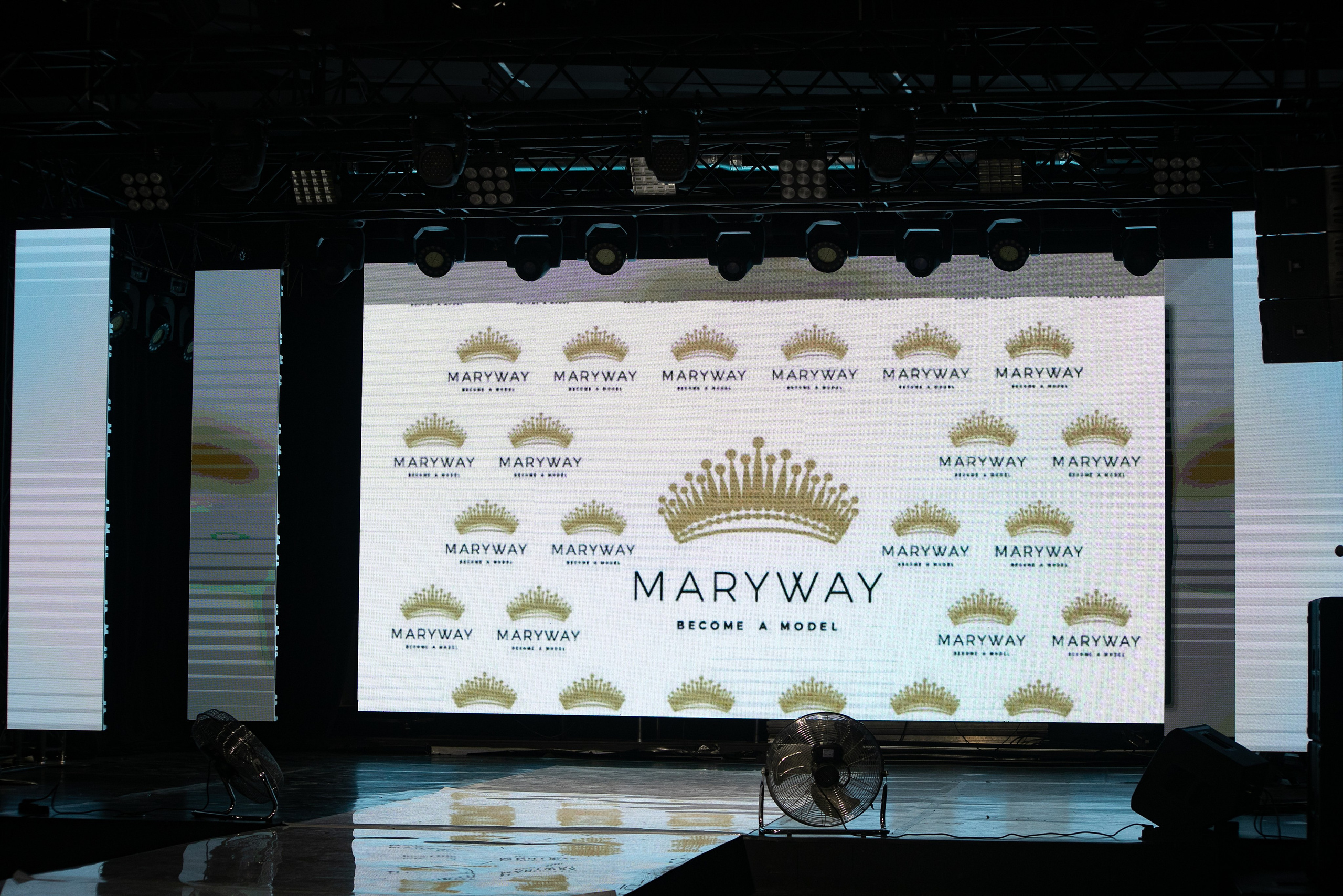 Презентация журнала Mary Way. Art photographer Nino