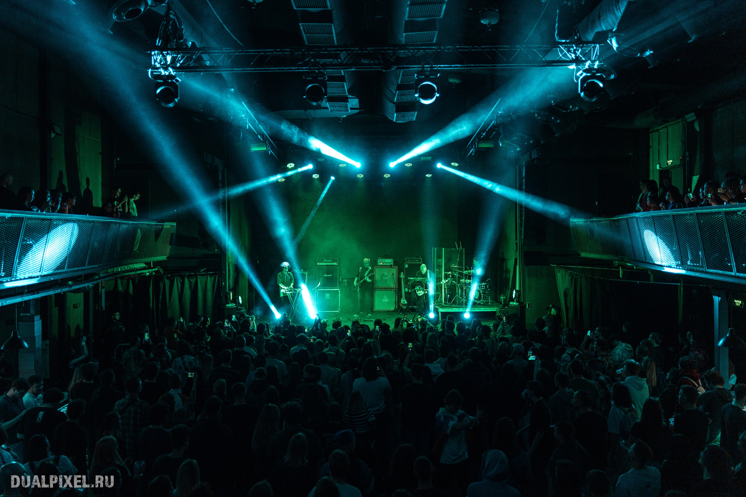 DenDerty концерт в Москве 30.03.2025. Магия музыки в кадре: Концертная Фотография