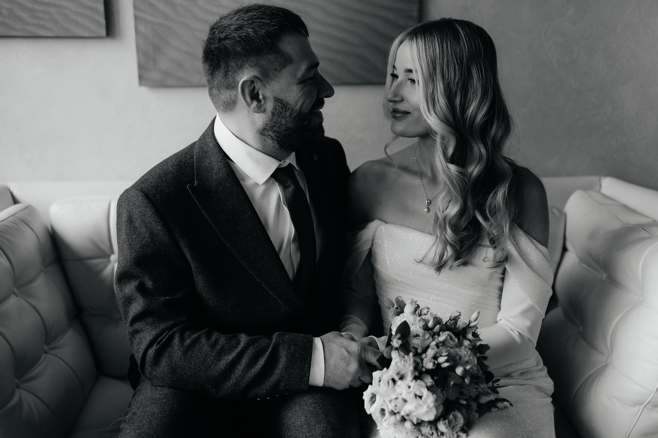 Свадебная фотосессия в отеле Марриот в Минске (Minsk Marriott Hotel). Свадебный фотограф в Минске/Беларуси Сергей Спиридонов