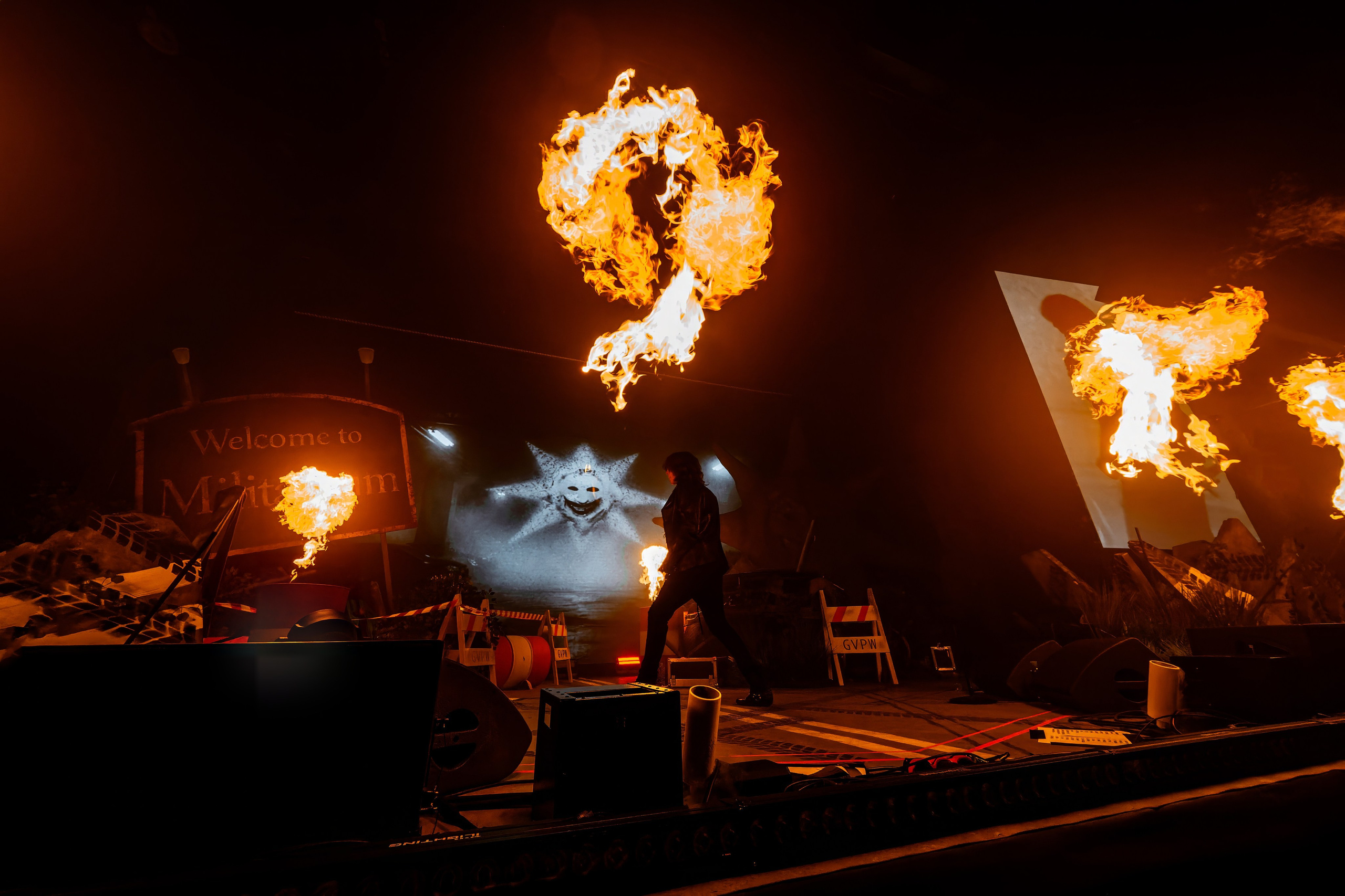 Тёмный принц в клубе TAU 22.03.2026. Репортажный фотограф и видеограф в Москве