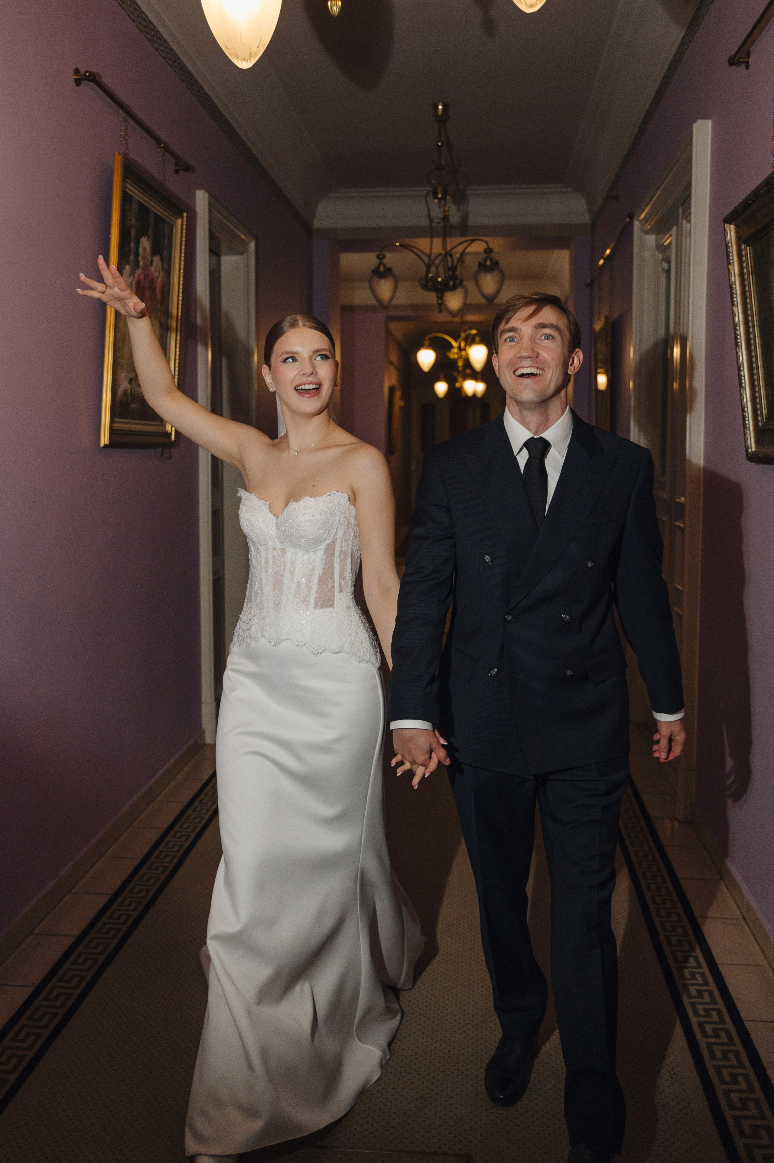 Дмитрий и Луиза. Гостиница Националь и ресторан Белуга. Свадебный фотограф Москва и Санкт-Петербург. Анастасия Чудина