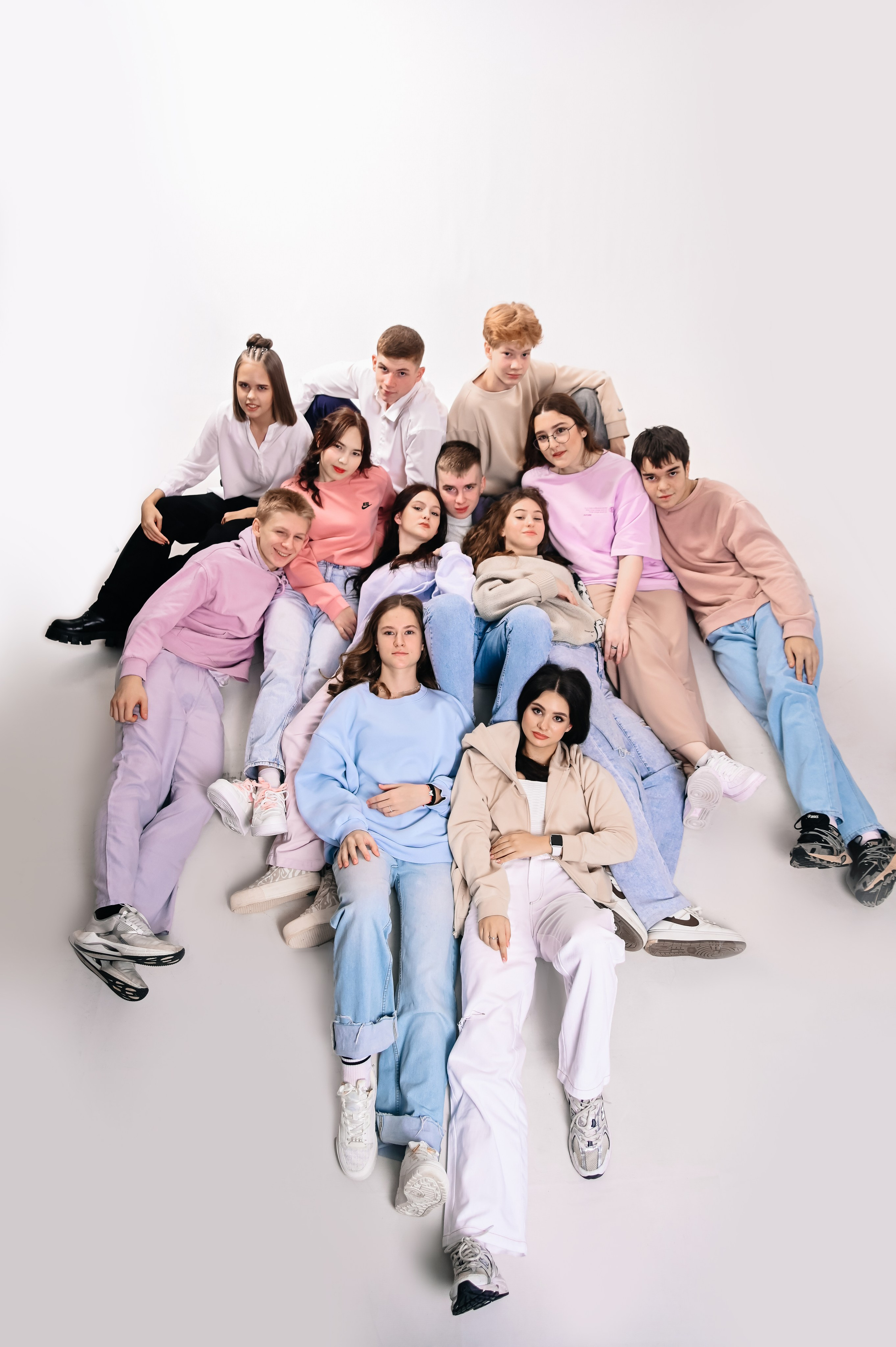 Общие кадры. Школьный фотограф Надежда Шамрай, креативные альбомы