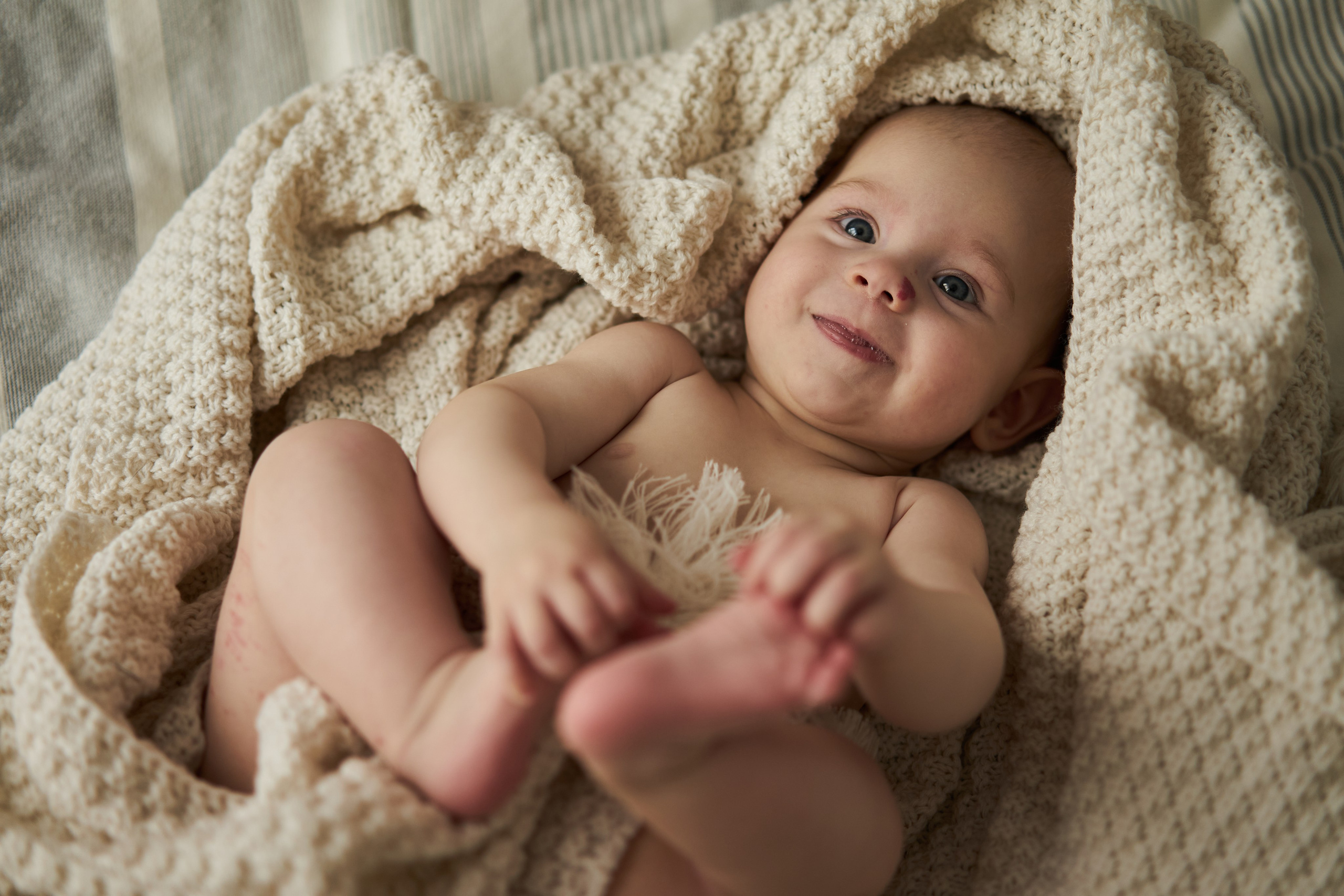 Семейная фотосессия дома. Фотограф Екатеринбург Кокшарова Александра