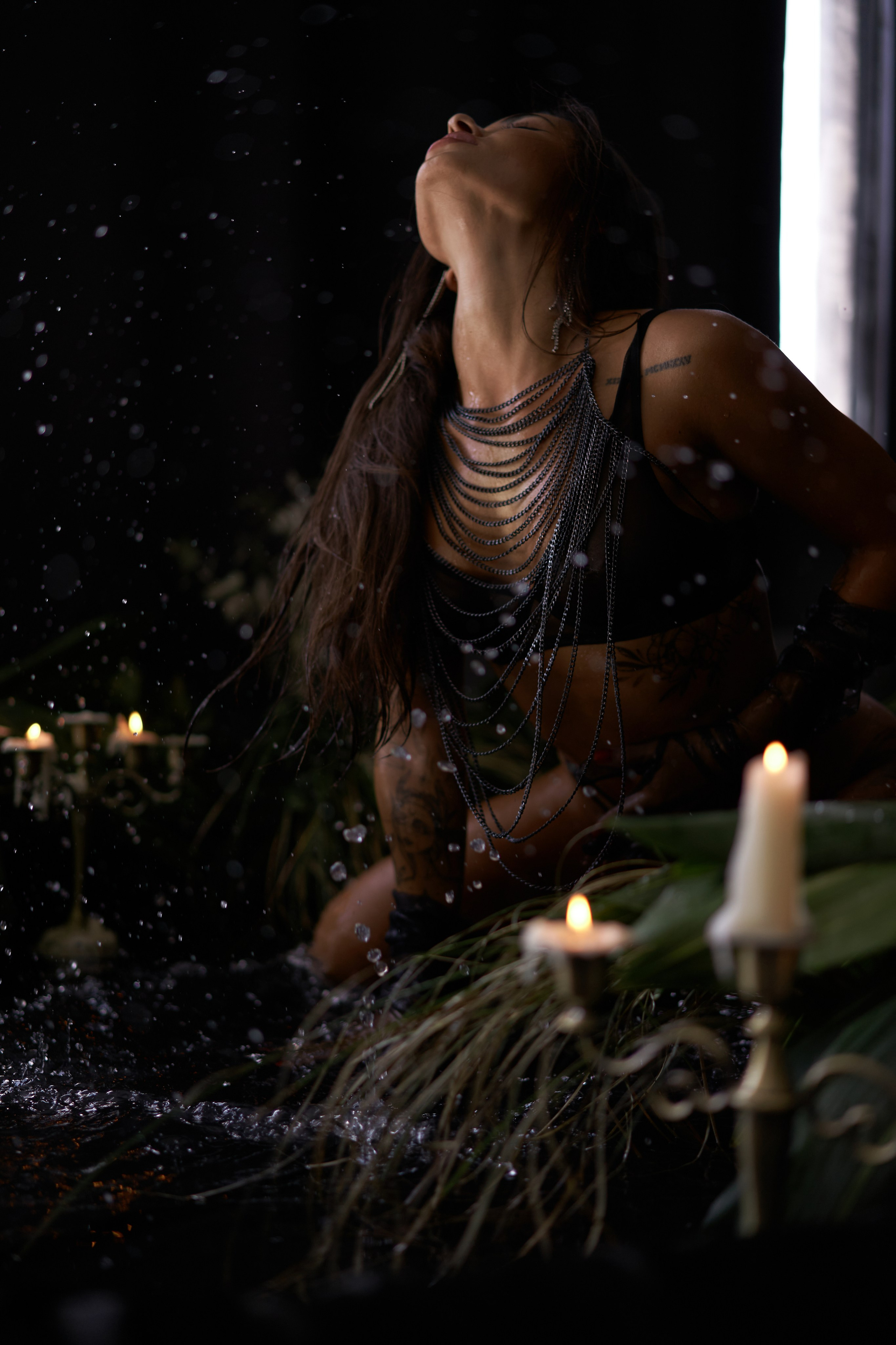 Будуарная фотосессия в студии с водой. Фотограф Екатеринбург Кокшарова Александра