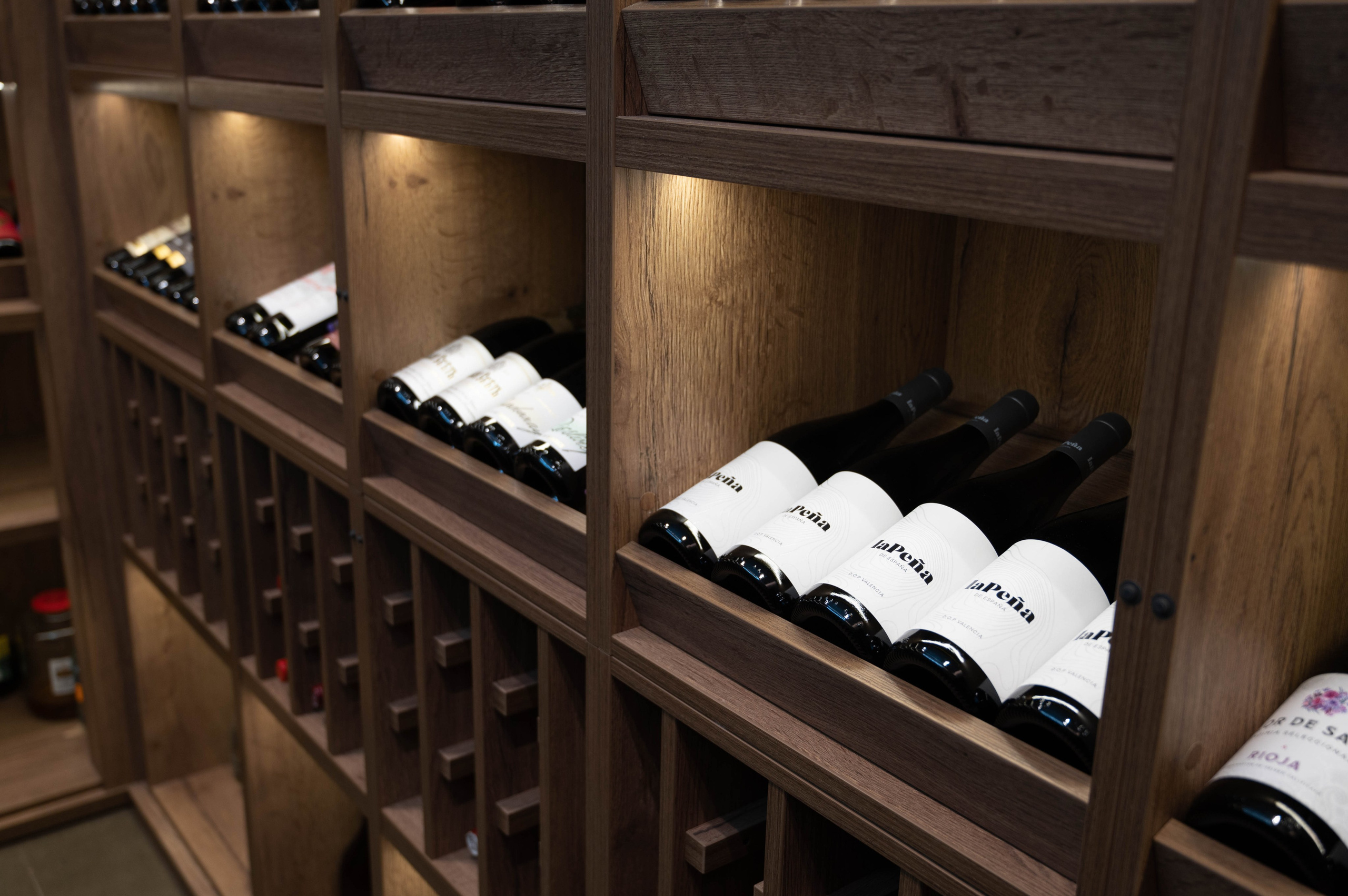 Винный погреб. Klauzevits Workshop