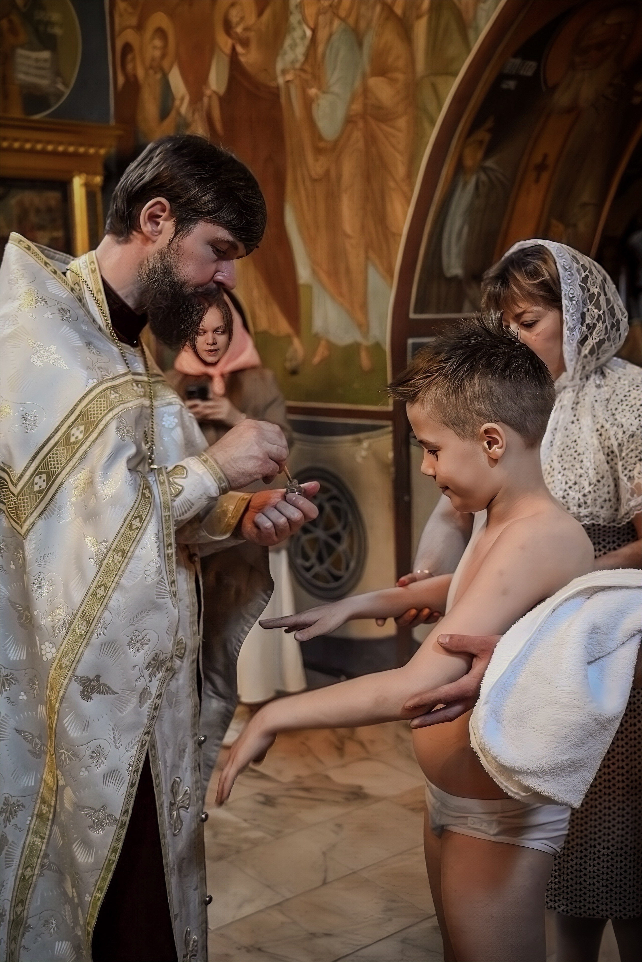 Крещение Арбат мама Ксения. Семейный и детский фотограф Москва