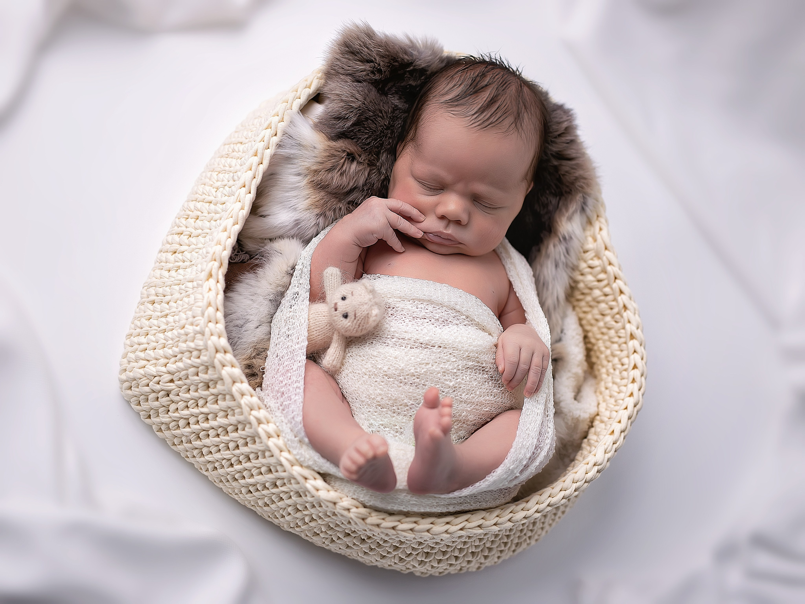 Новорожденные. Фотограф в Перми Anastasia Aone